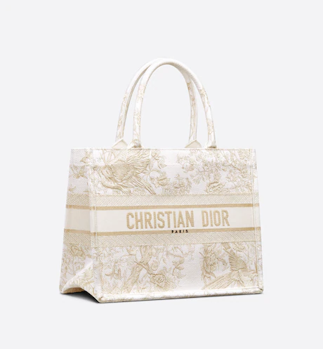 MEDIUM DIOR BOOK TOTE Dior Jardin d-Hiver Embroidery with Gold-Tone Metallic Thread (36 x 27.5 x 16.5 cm)