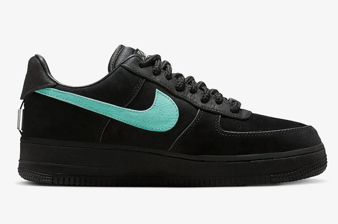 Tiffany & Co. x Nike Air Force 1 Low DZ1382-001