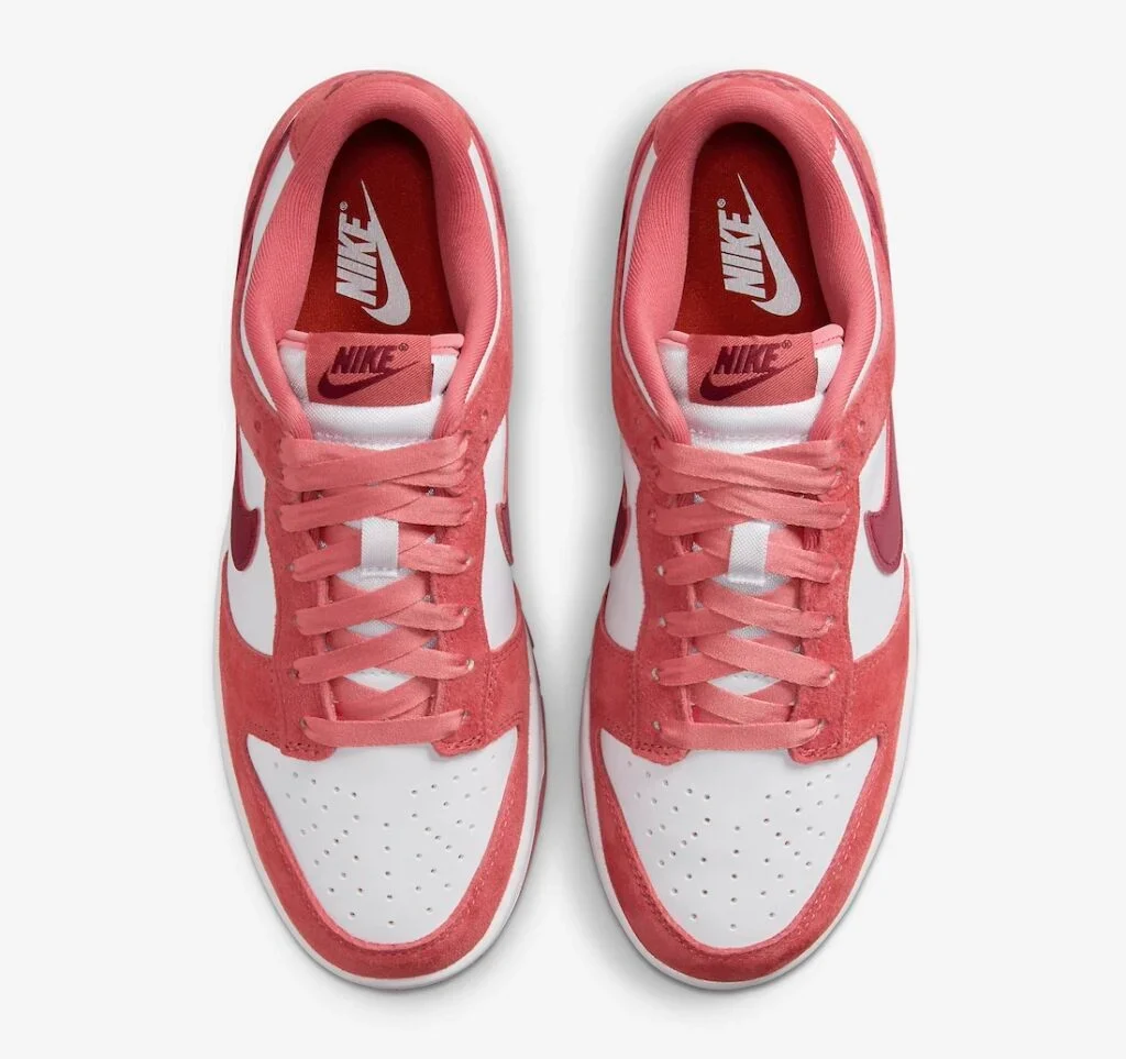 Nike Dunk Low WMNS Valentine's Day