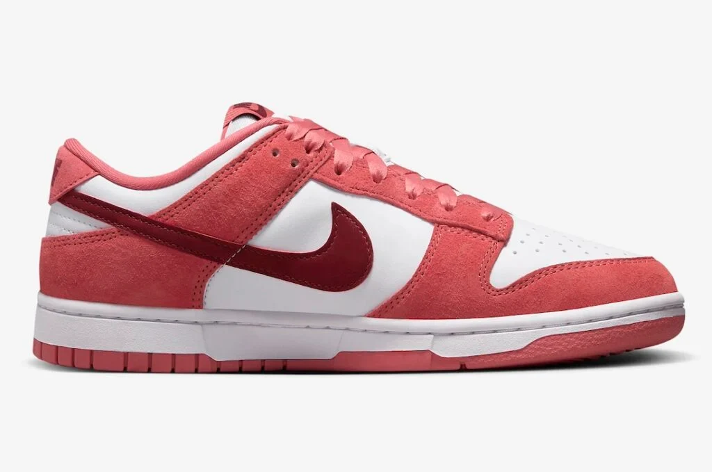 Nike Dunk Low WMNS Valentine's Day