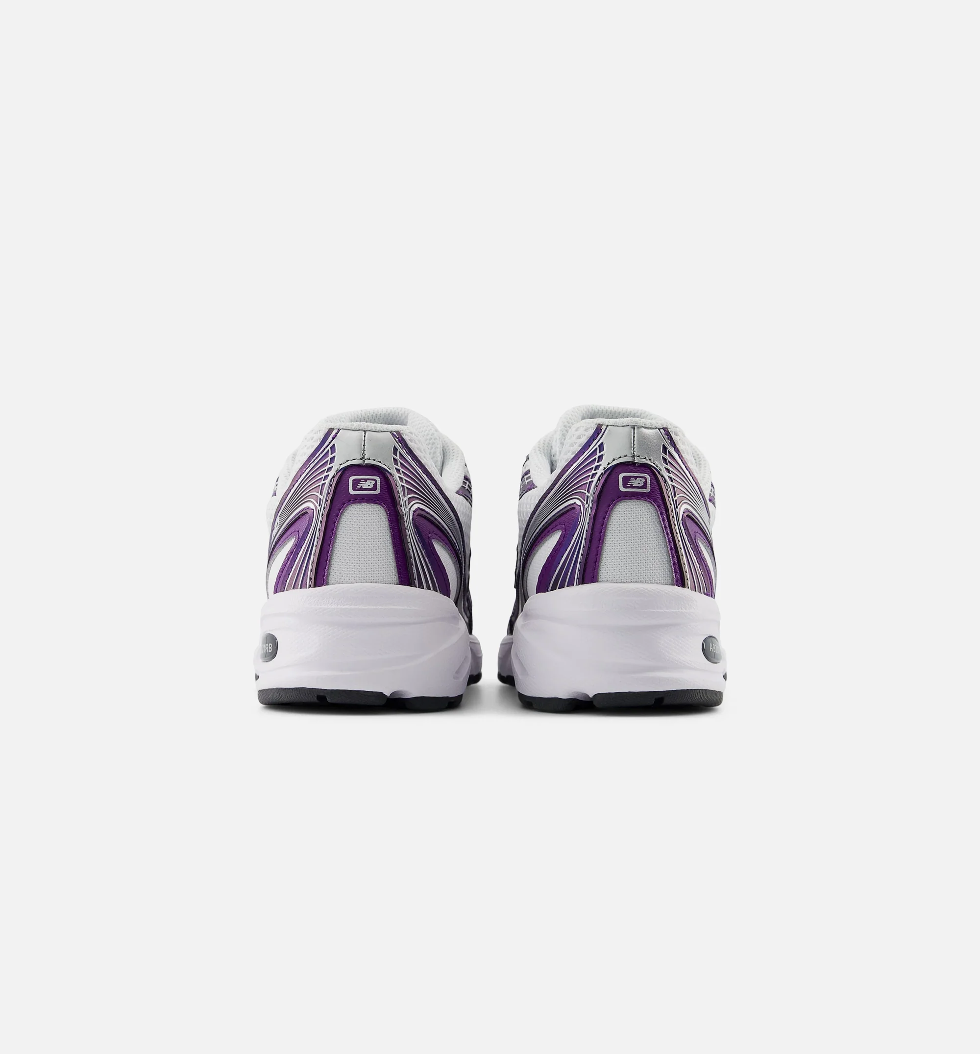 740 Mens Lifestyle Shoe - Concord Grape/White/Phantom