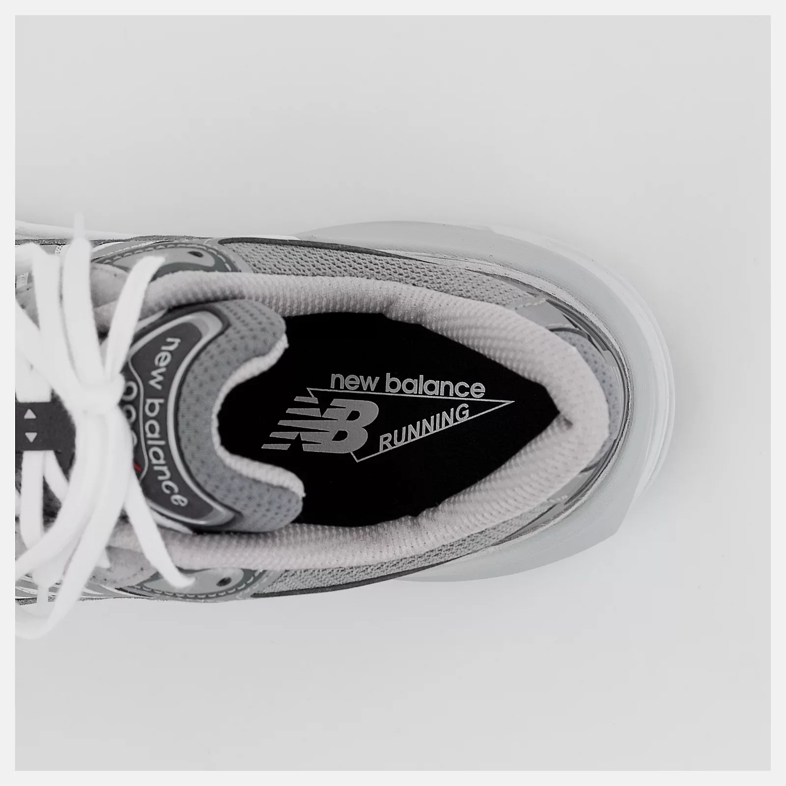 Men's Made in USA 990v6