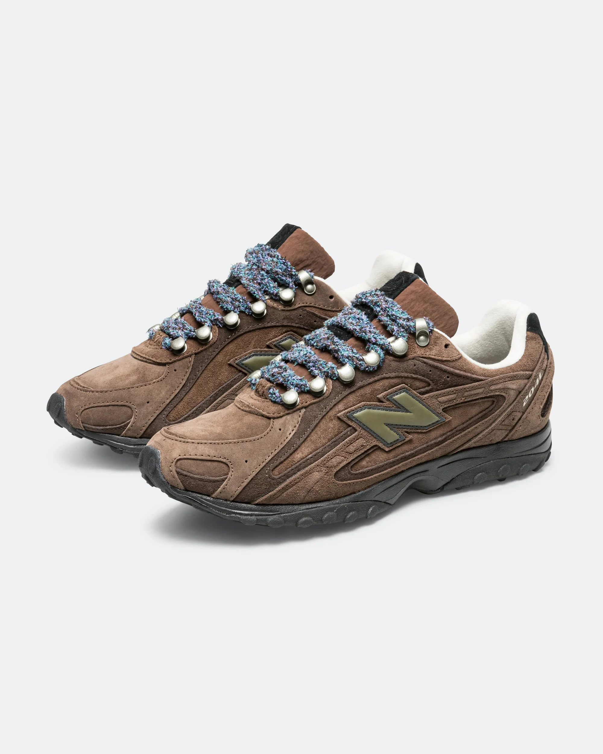 U204LBC1 x Basketcase