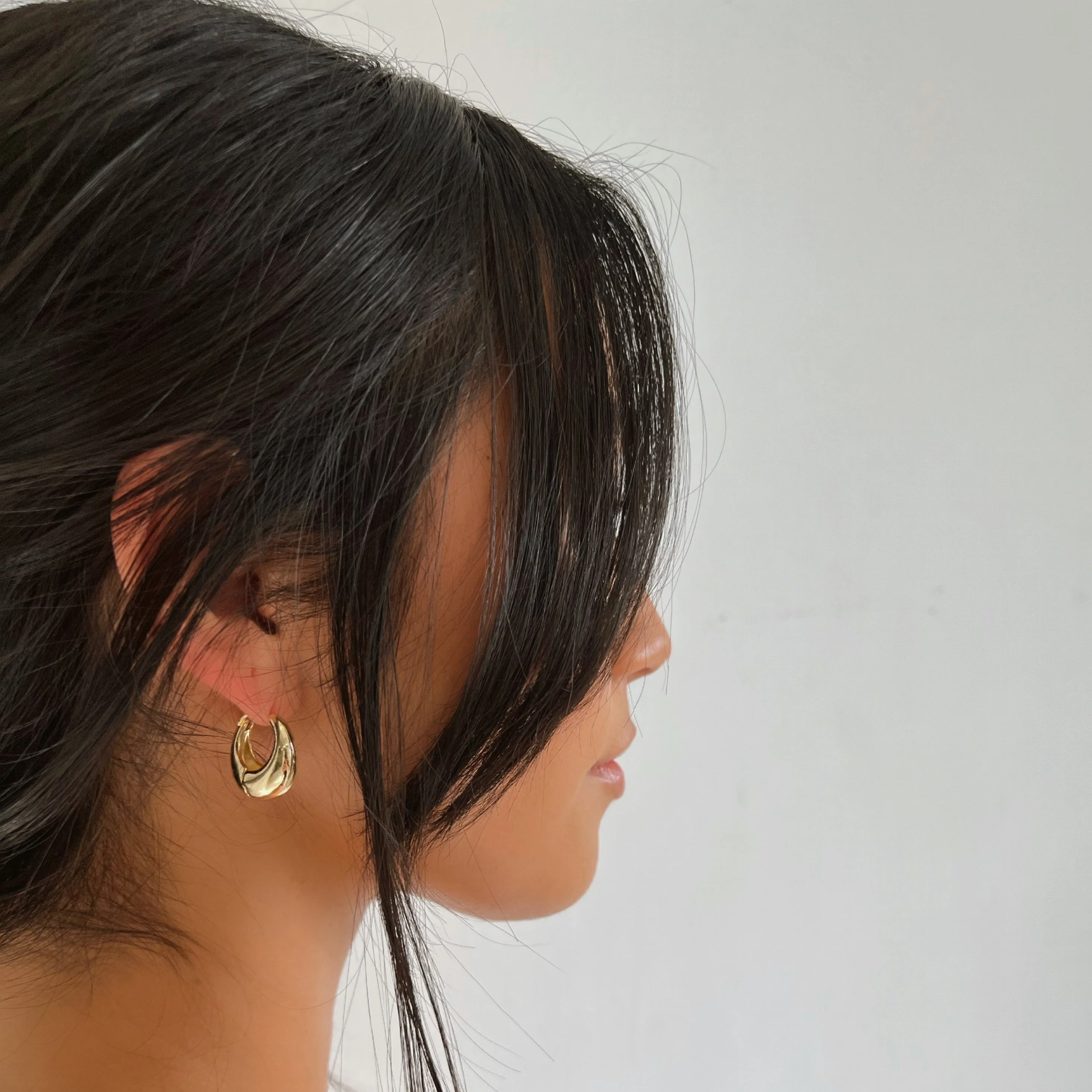 Hollywood Gold Hoops
