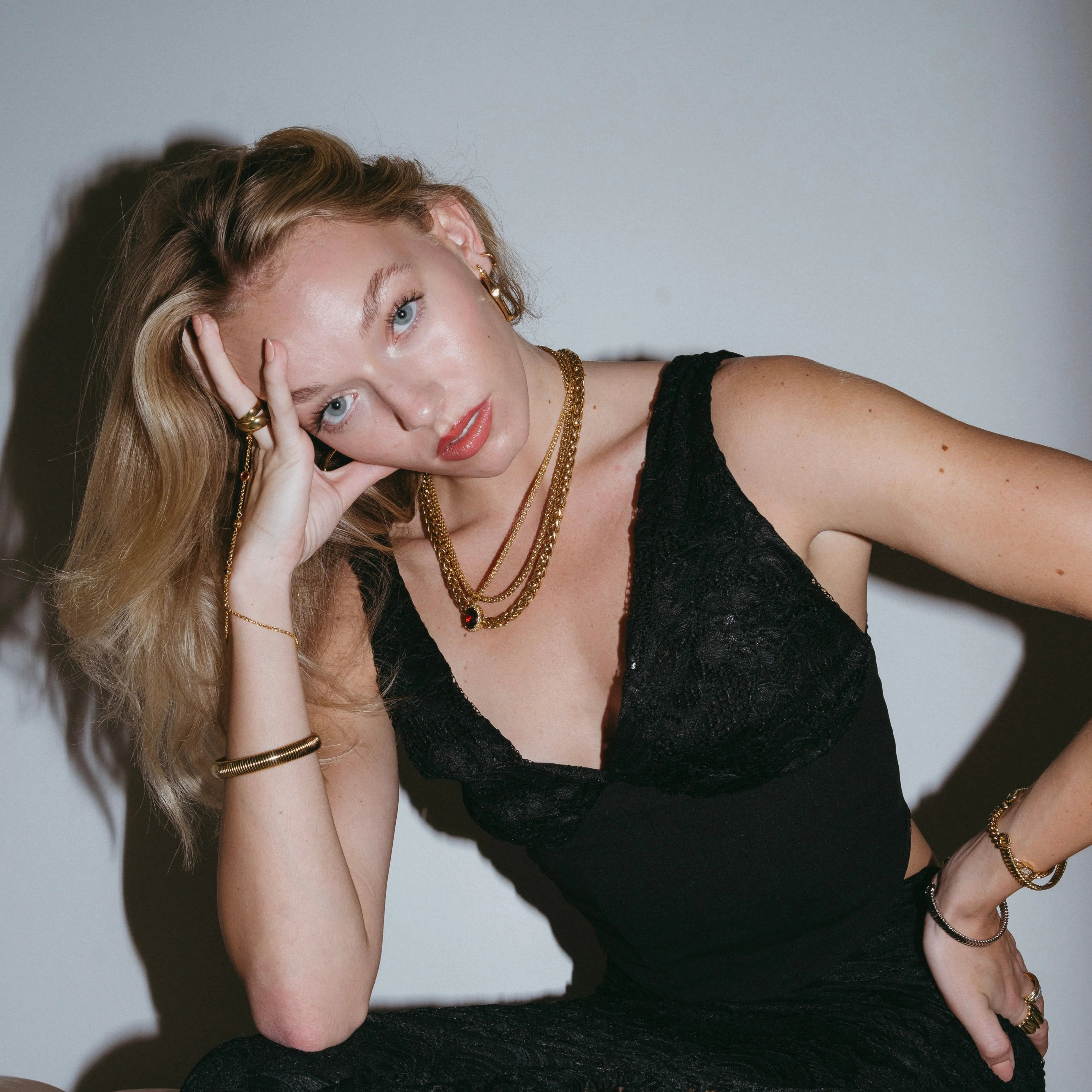 Margeaux Inverted Hoops