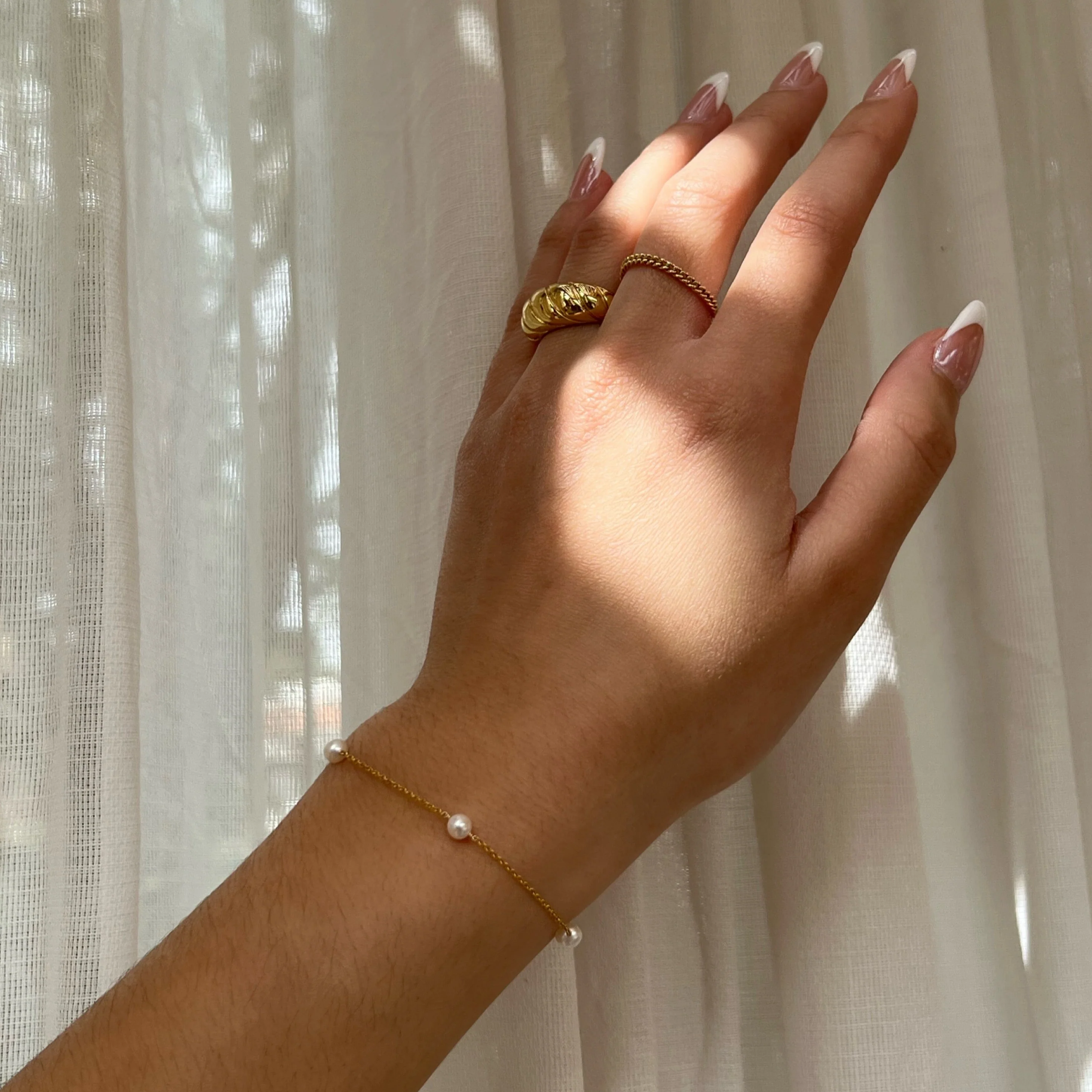 Kaia Pearl Bracelet