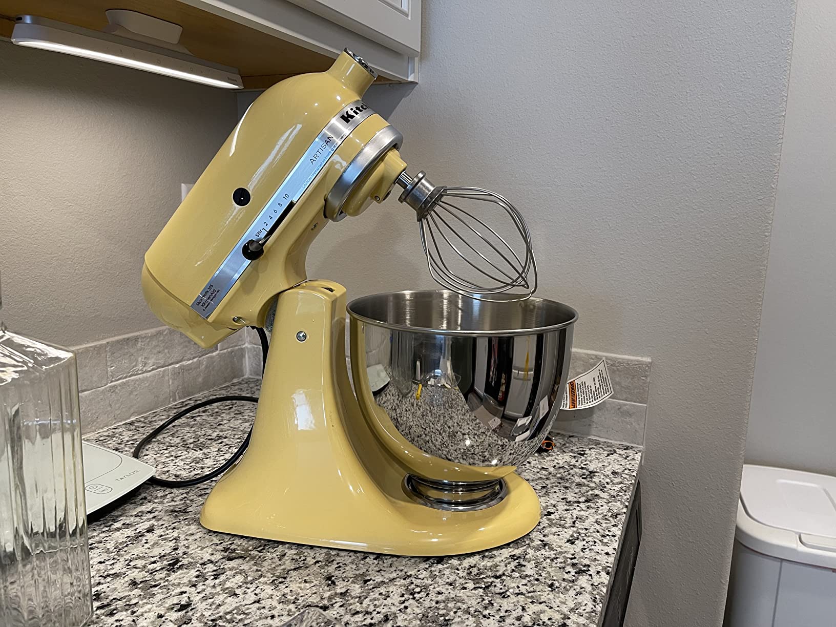 【Appliances】KitchenAid KSM150PSAQ Artisan Series 5-Qt. Stand Mixer with Pouring Shield - Aqua Sky