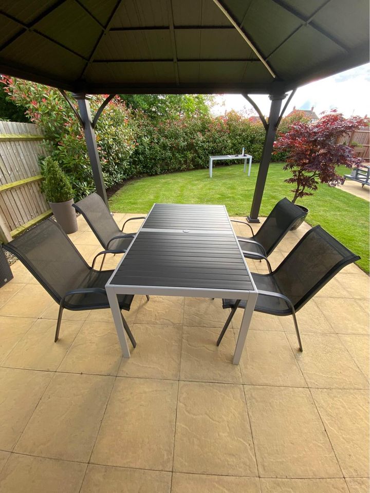 【Home&Garden】Grey Aluminium Textoline Stackable Garden Chairs - Comes with tables and Chairs