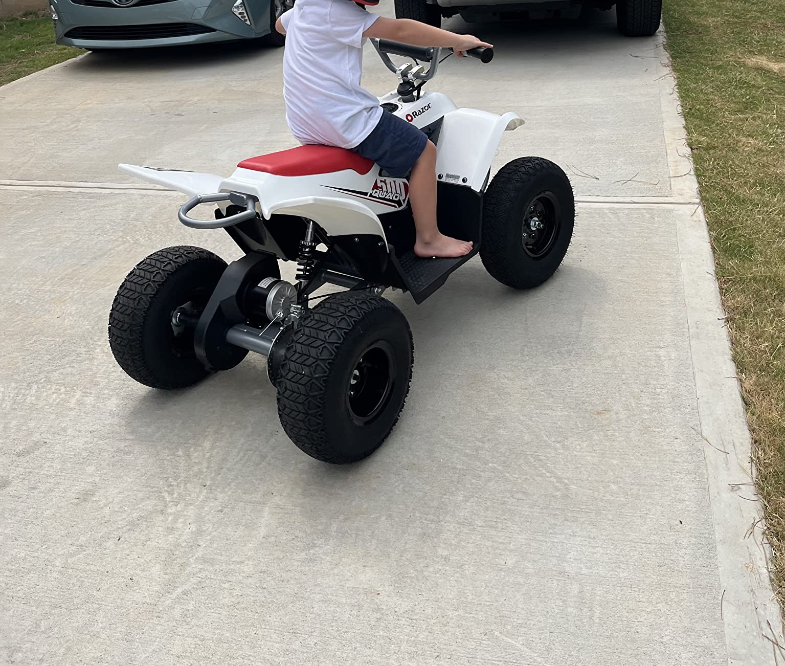 【Sports&Outdoors】Razor Dirt Quad 500 for Kids Ages 14+ - 36V Electric 4-Wheeler for Teens & Adults