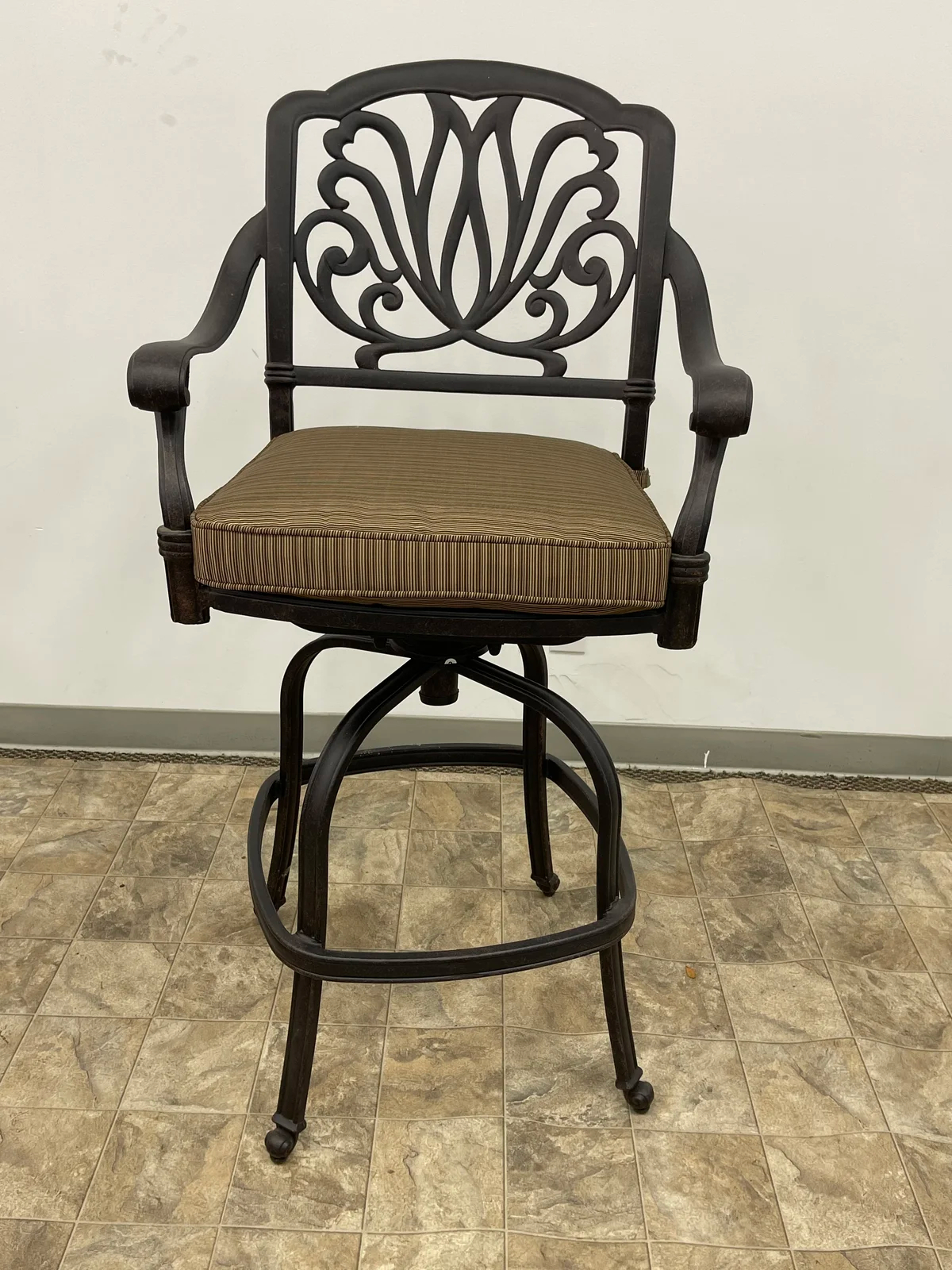 【Home&Garden】Allene Bar Set with Metal Outer Material