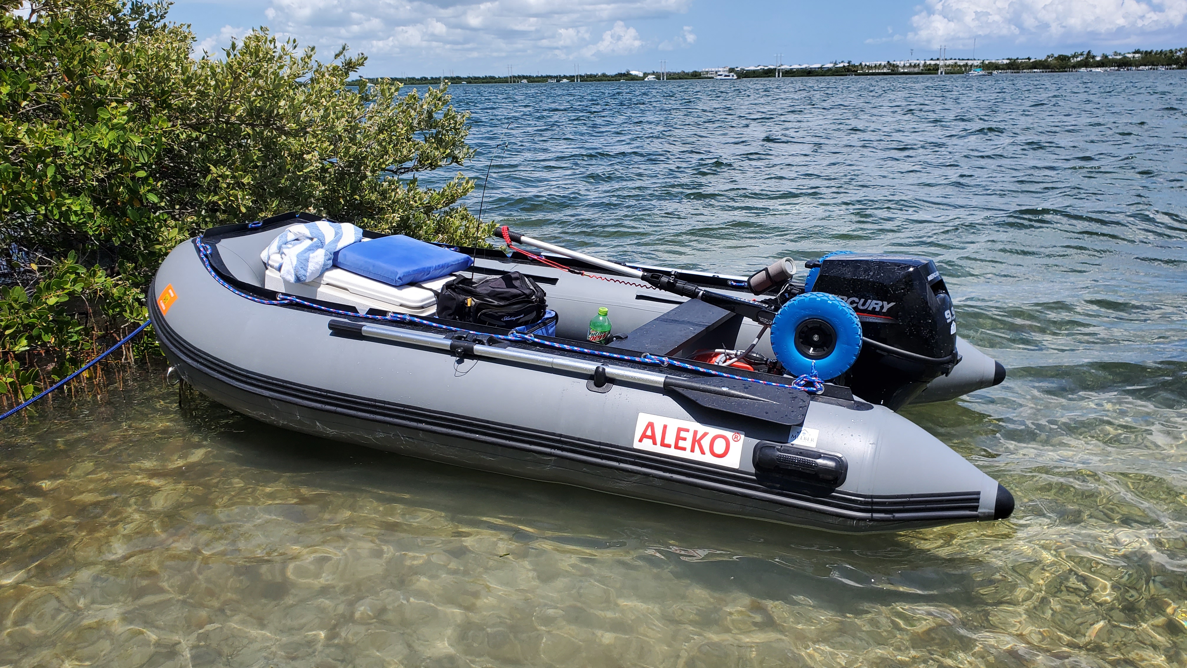 【Sports&Outdoors】Inflatable Boats Heavy Duty Raft Fishing Boat Dinghy