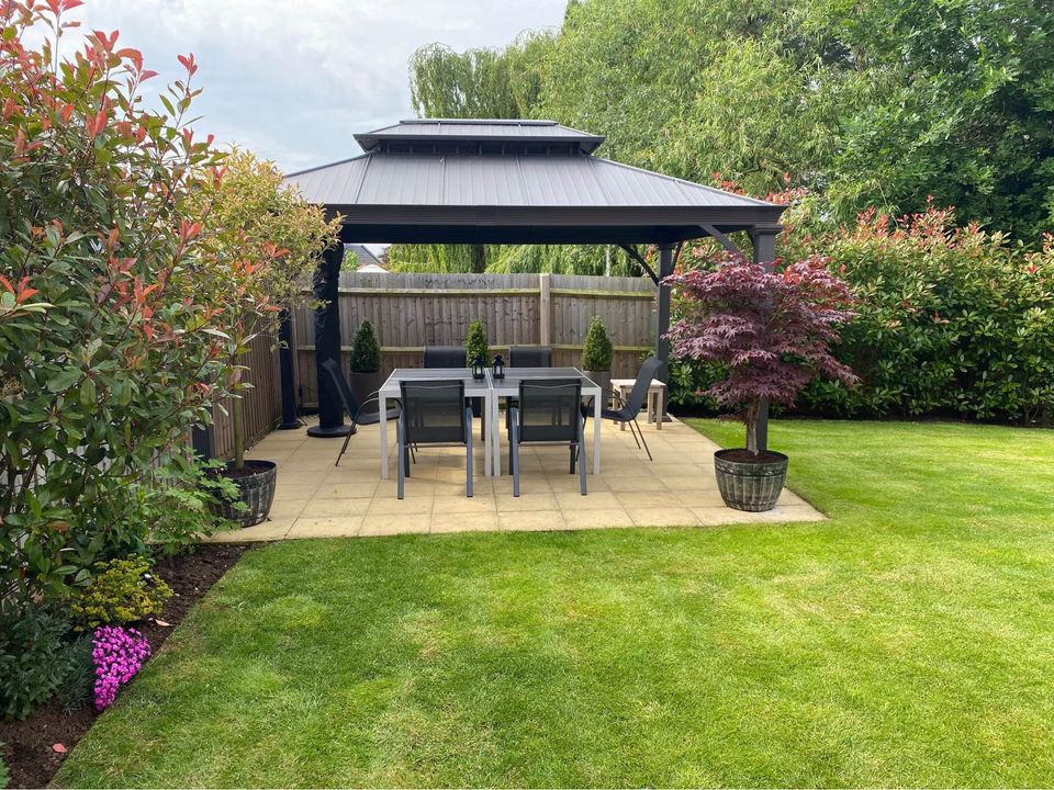 【Home&Garden】Grey Aluminium Textoline Stackable Garden Chairs - Comes with tables and Chairs