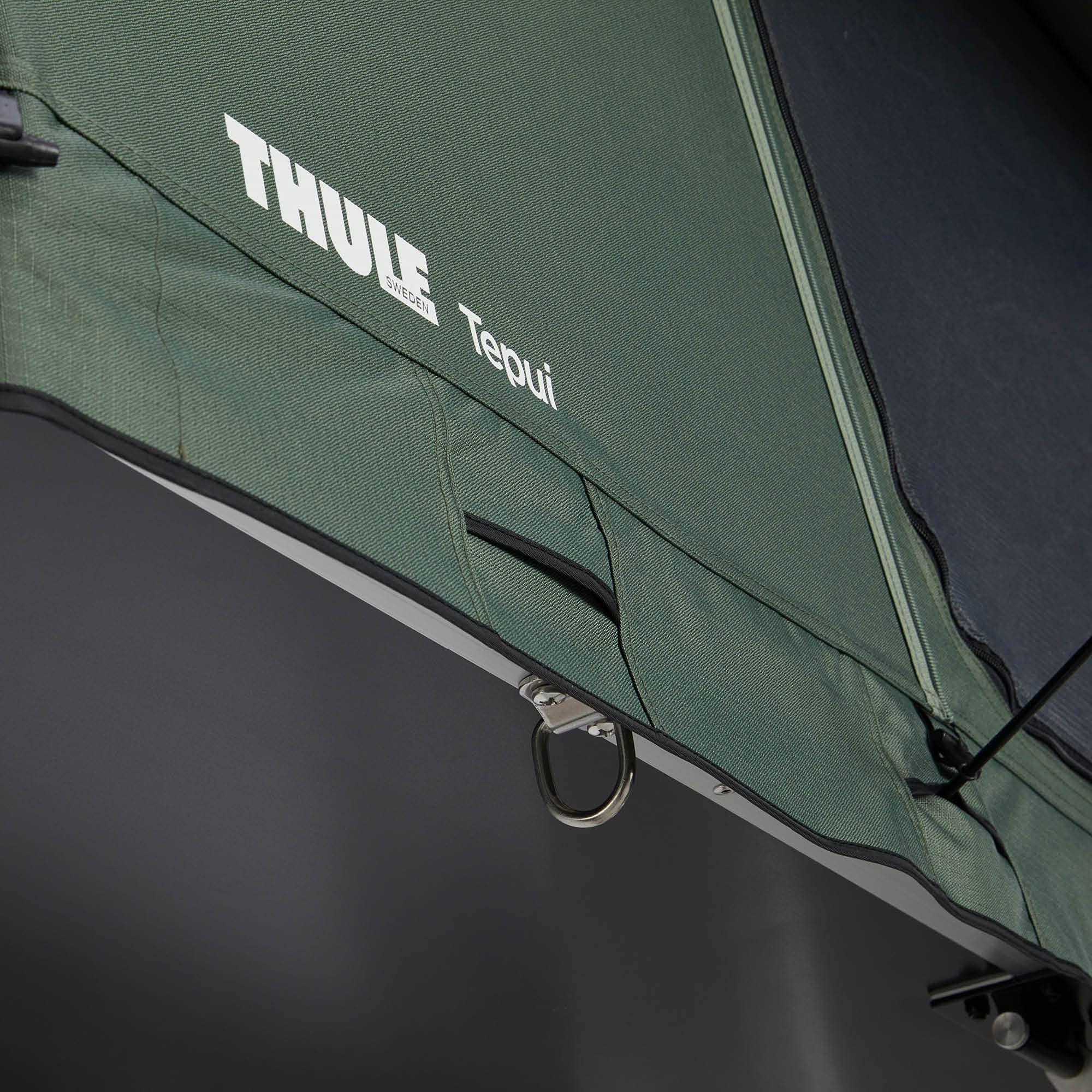 【Sports&Outdoors】Tepui Foothill Low-Profile Rooftop Tent
