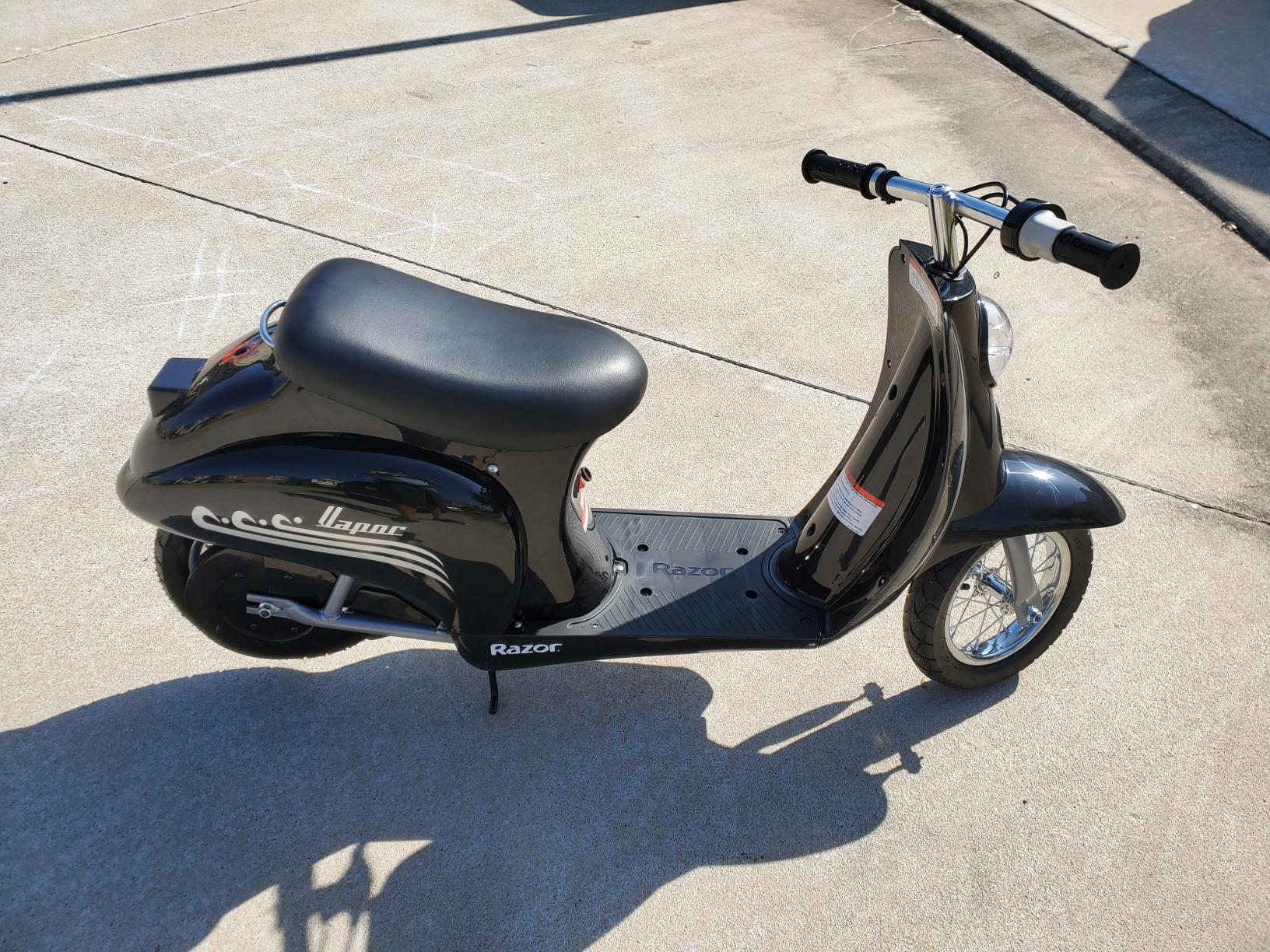 【Sports&Outdoors】Miniature Euro 24V Electric Kids Ride On Retro Scooter, Speeds up to 15 MPH with 10 Mile Range