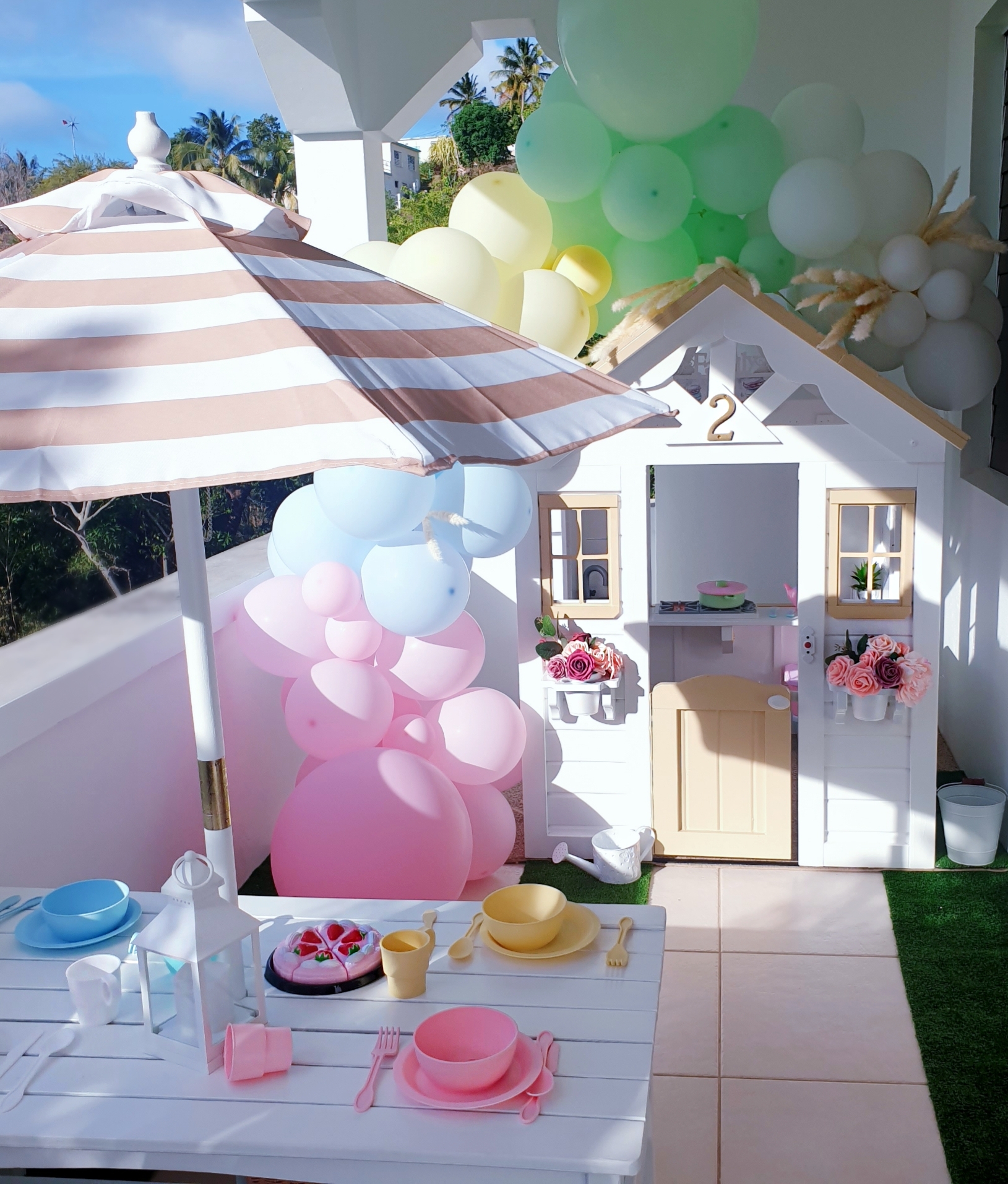 【Furniture】Outdoor Wooden Table & Bench Set with Cushions and Umbrella, Kids Backyard Furniture