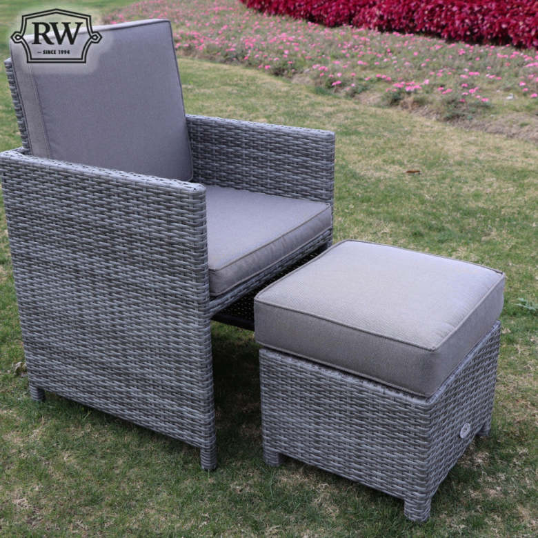 4 Seat Cube Set with Square Table