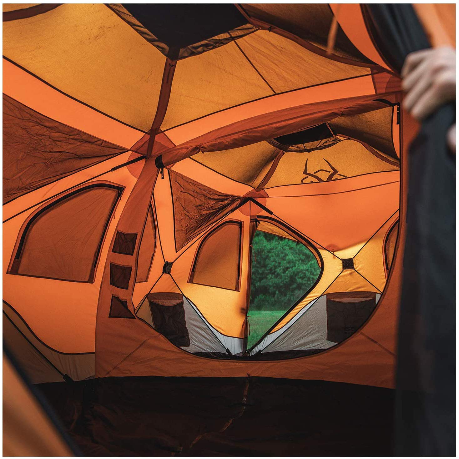 【Sports&Outdoors】T8 Hub Tent, Easy 90 Second Set-Up, Waterproof, UV Resistant, Removable Floor, 8-Person
