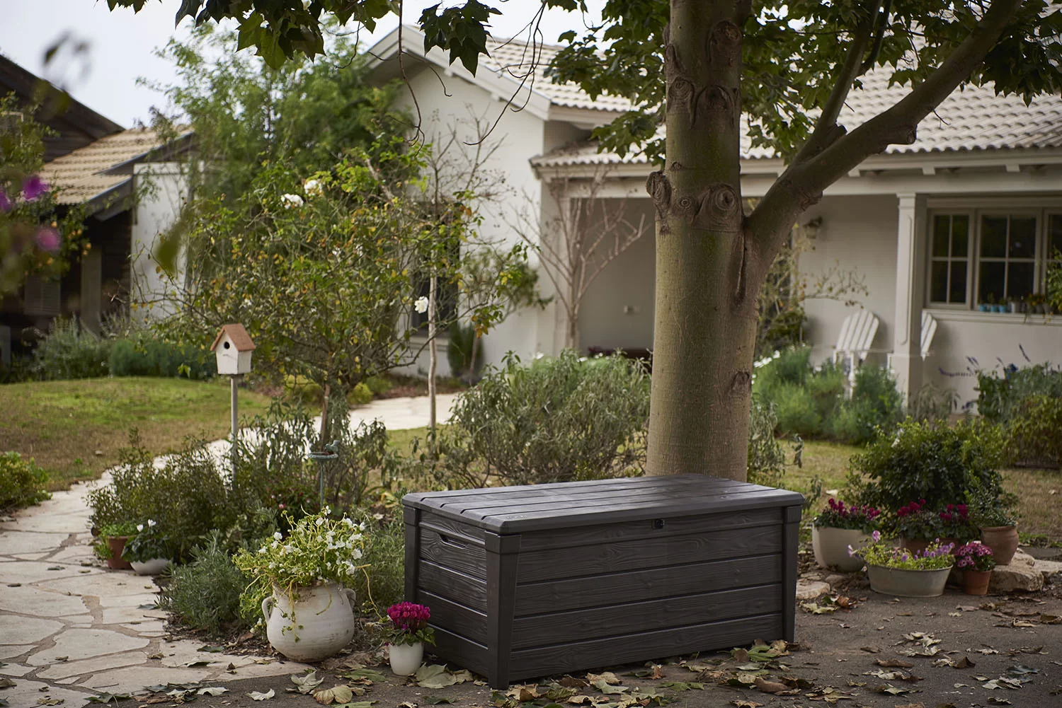 【Storage Shed】Keter Brightwood 120 Gallon Large Elegant Resin Water Resistant Lockable Deck Box