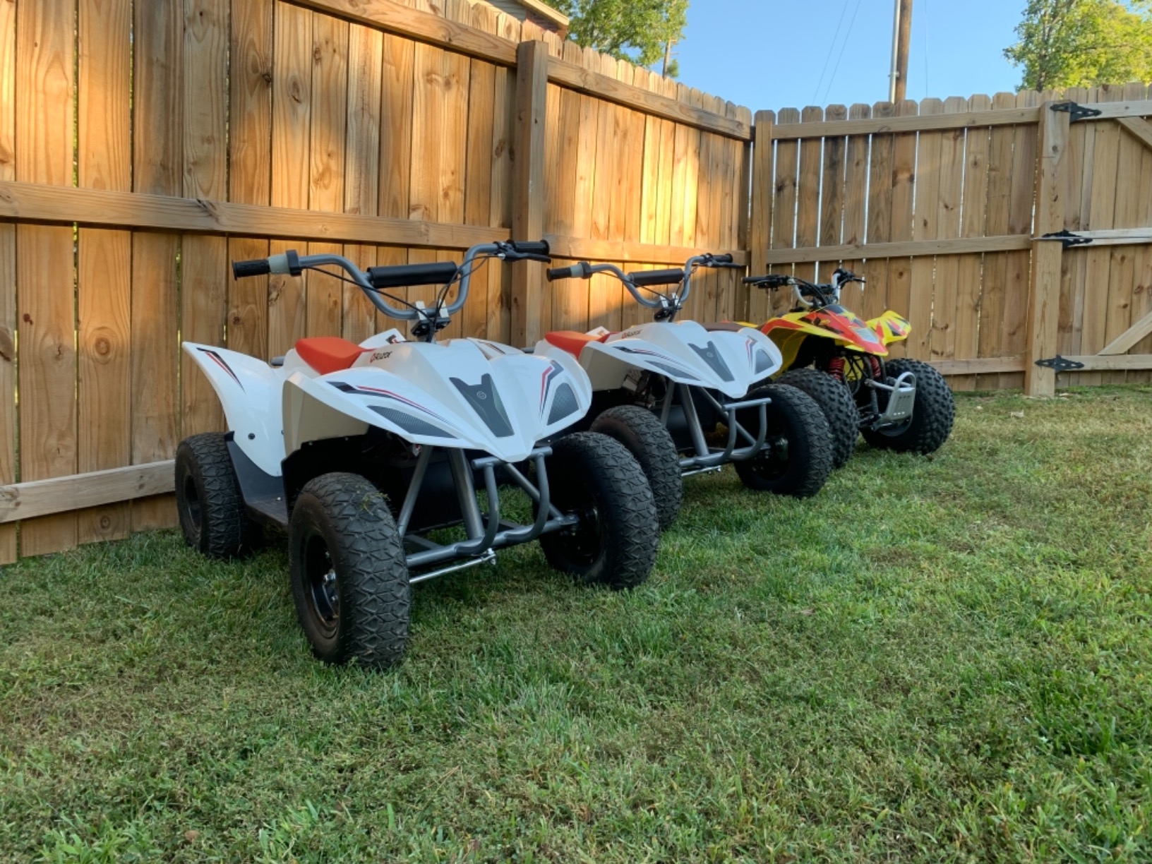 【Sports&Outdoors】Razor Dirt Quad 500 for Kids Ages 14+ - 36V Electric 4-Wheeler for Teens & Adults