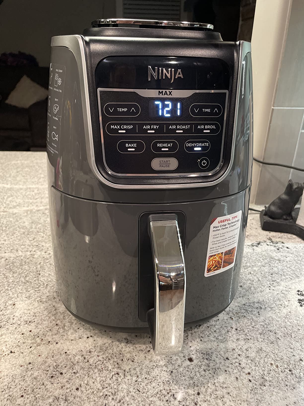 【Appliances】Ninja AF161 Max XL Air Fryer that Cooks, Crisps, Roasts, Bakes, Reheats & Dehydrates, 5.5 Quart
