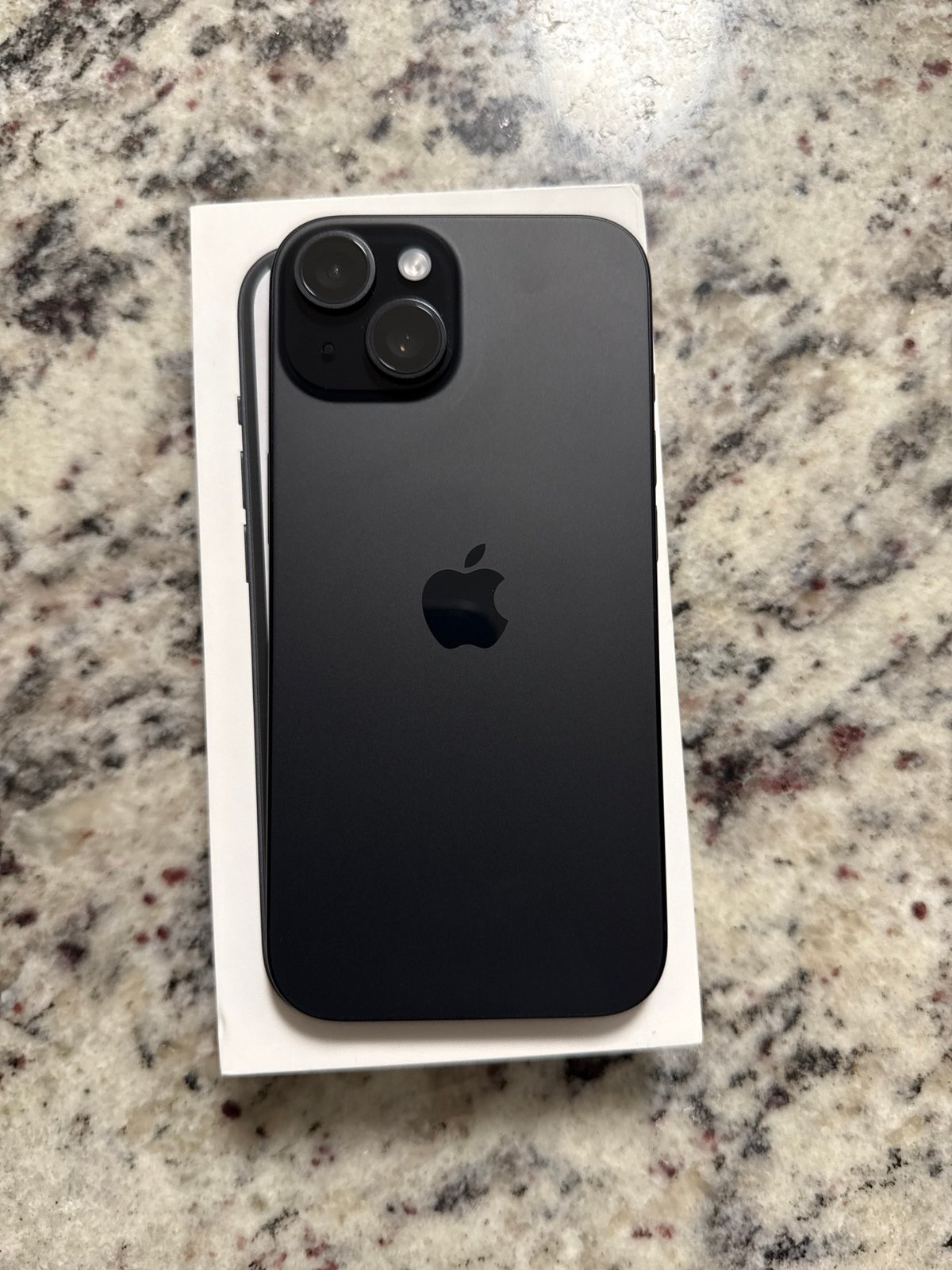 iPhone 15 - 128GB - Unlocked - Very Good Condition 6S32