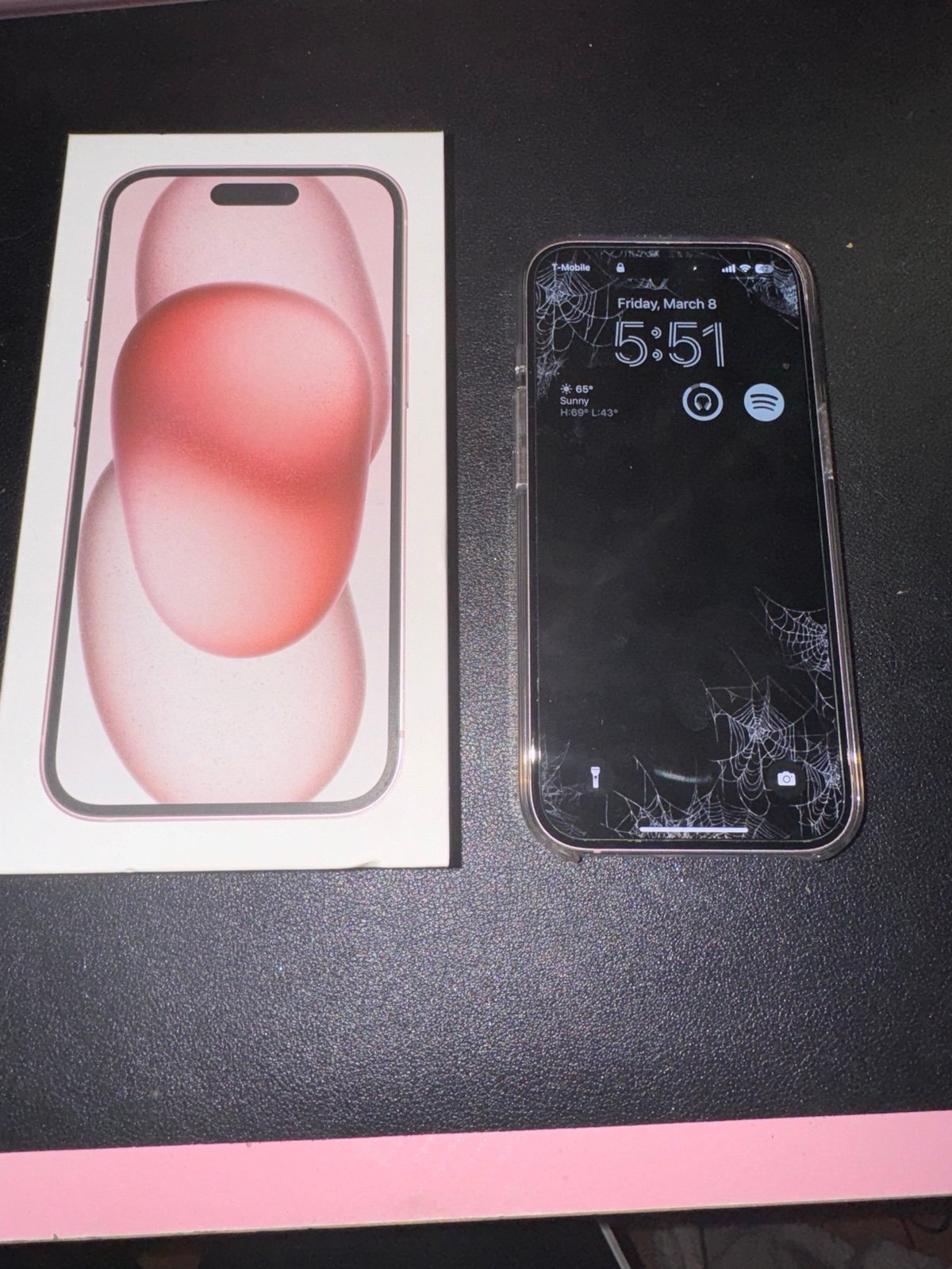 iPhone 15 6U95