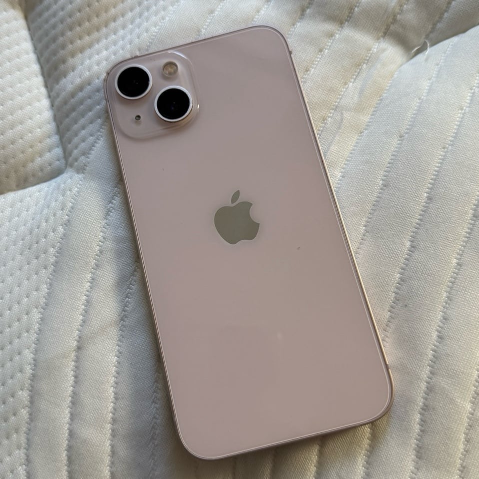 iPhone 13 pink 256GB unlocked 2O68