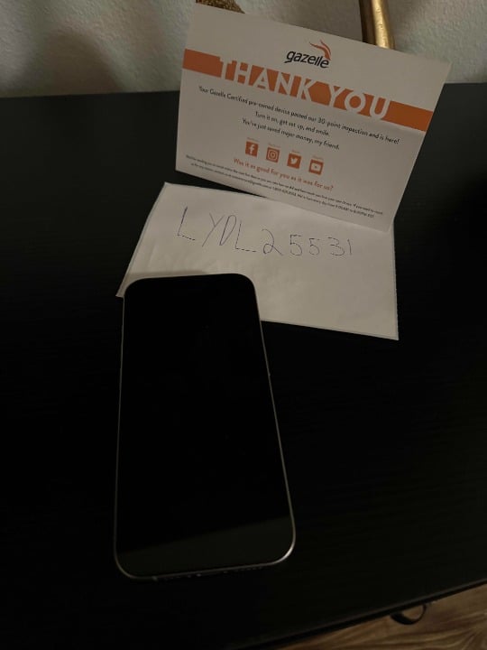 iphone 15 pro 7L67