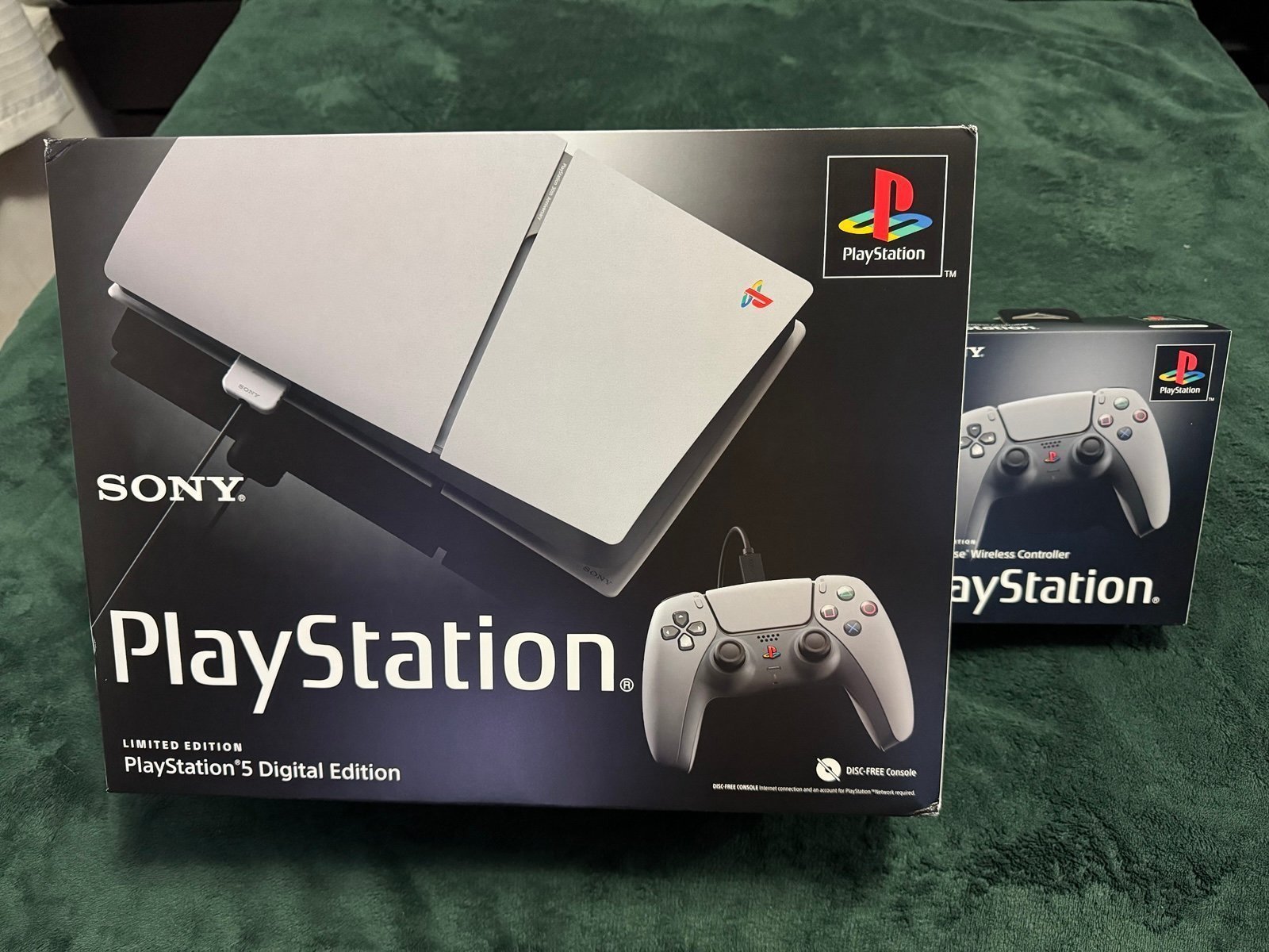 PlayStation 5 Digital Edition - 30th Anniversary with extra controller IN HAND 3Q58