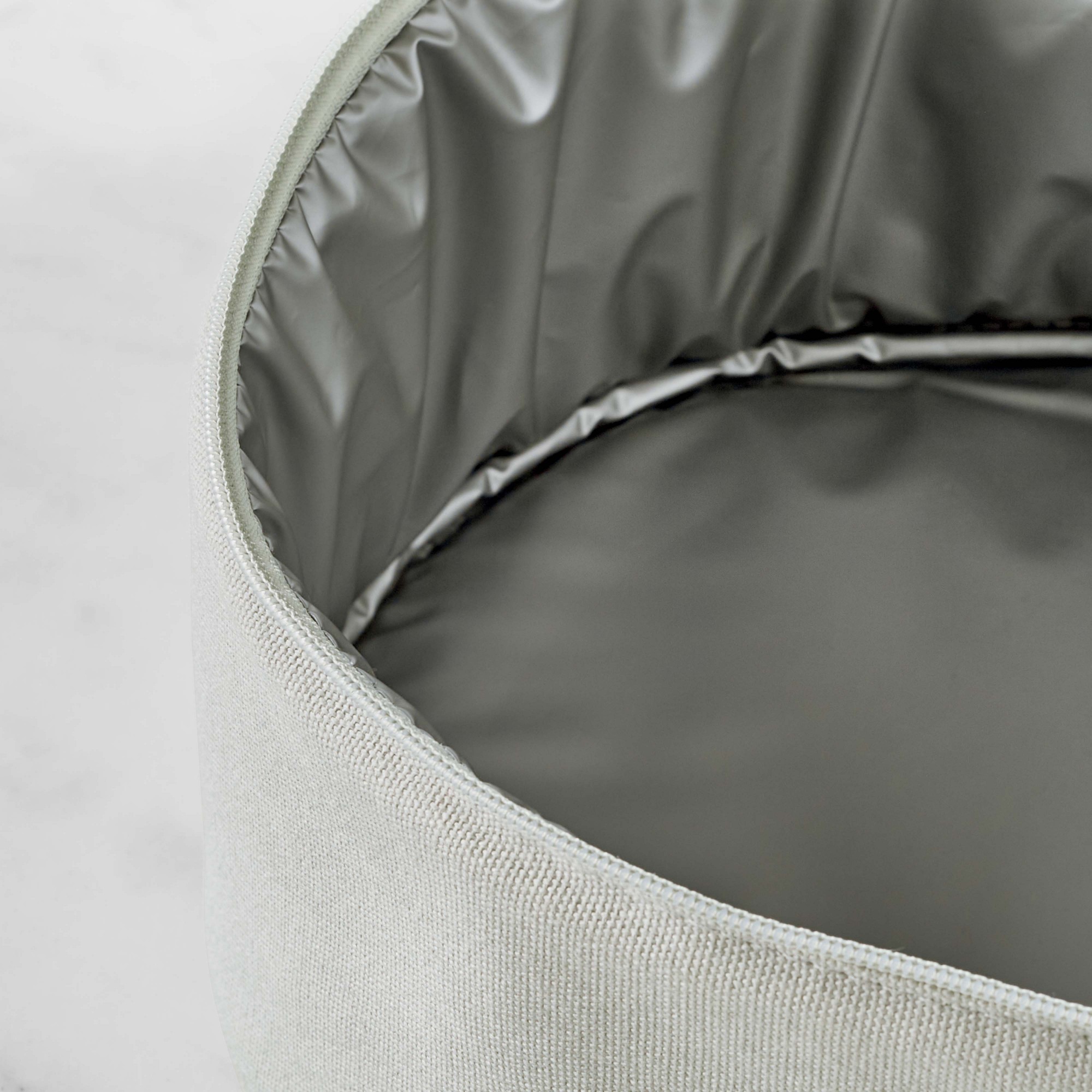 Hold Everything Insulated Round Food Carrier