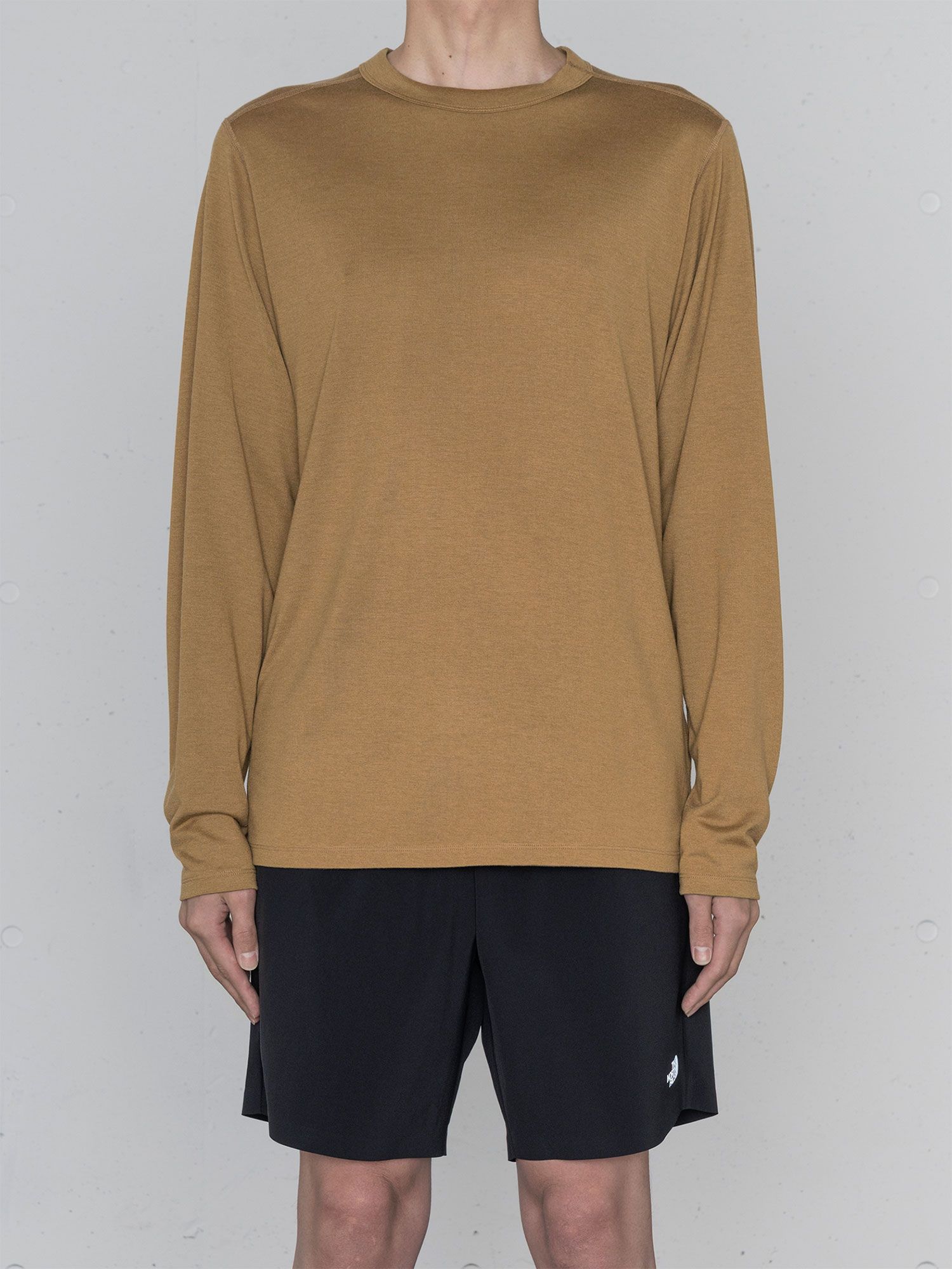 HYKE ロングスリーブメリノトレイルクルー（メンズ）