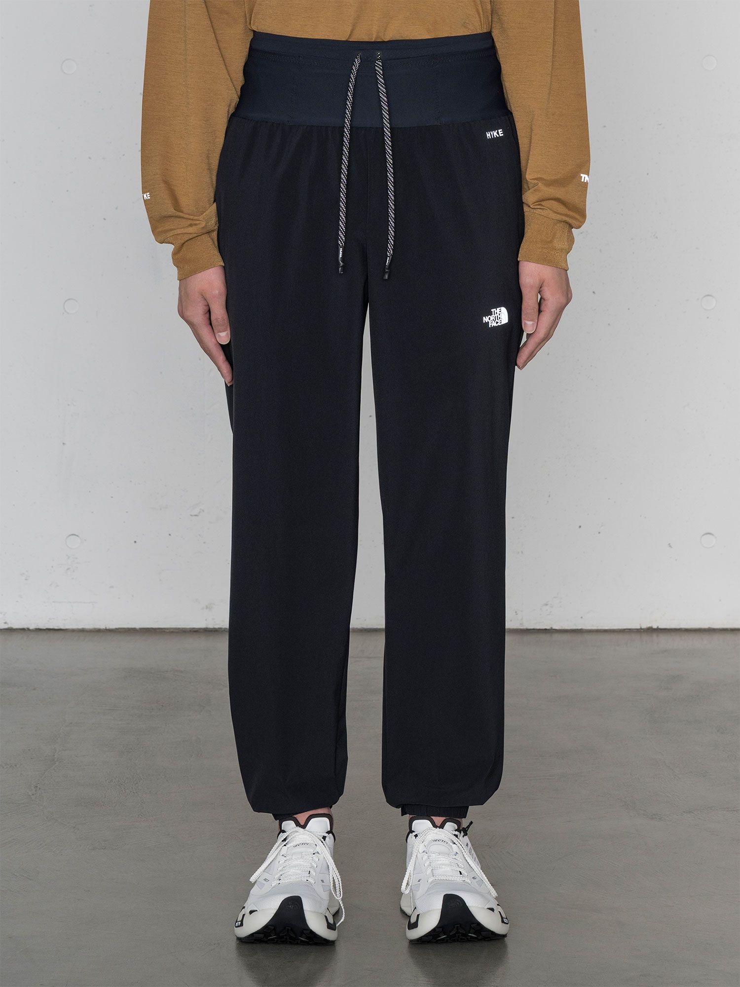 HYKE トレイルロングパンツ（メンズ）