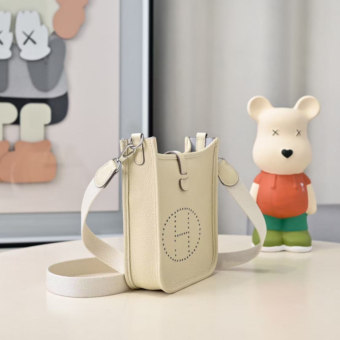 Evelyn 16-29 Custom-made