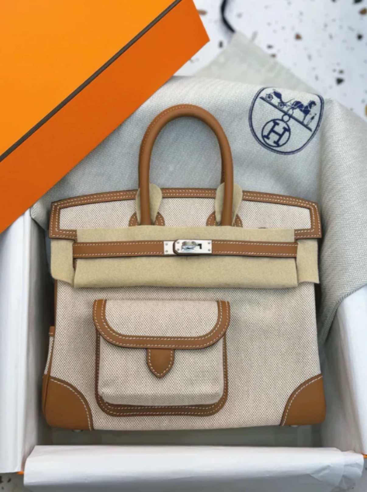 HERMÈS Birkin Cargo 25-35 Gold Swift