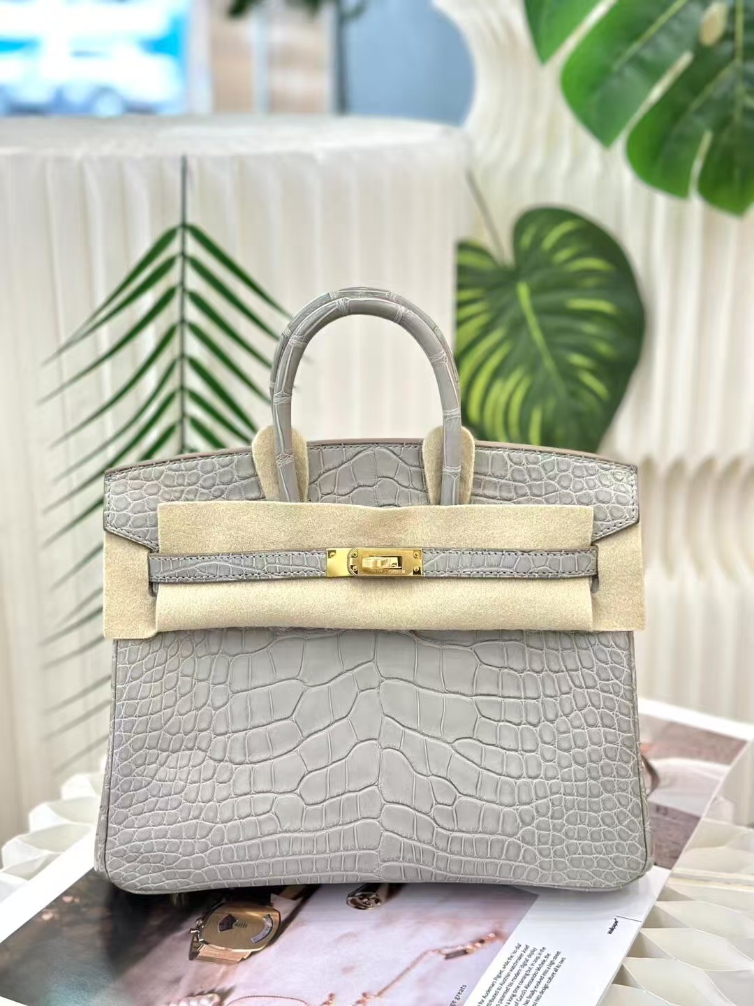 Birkin 25-30 Pearl Grey with Lemon Yellow