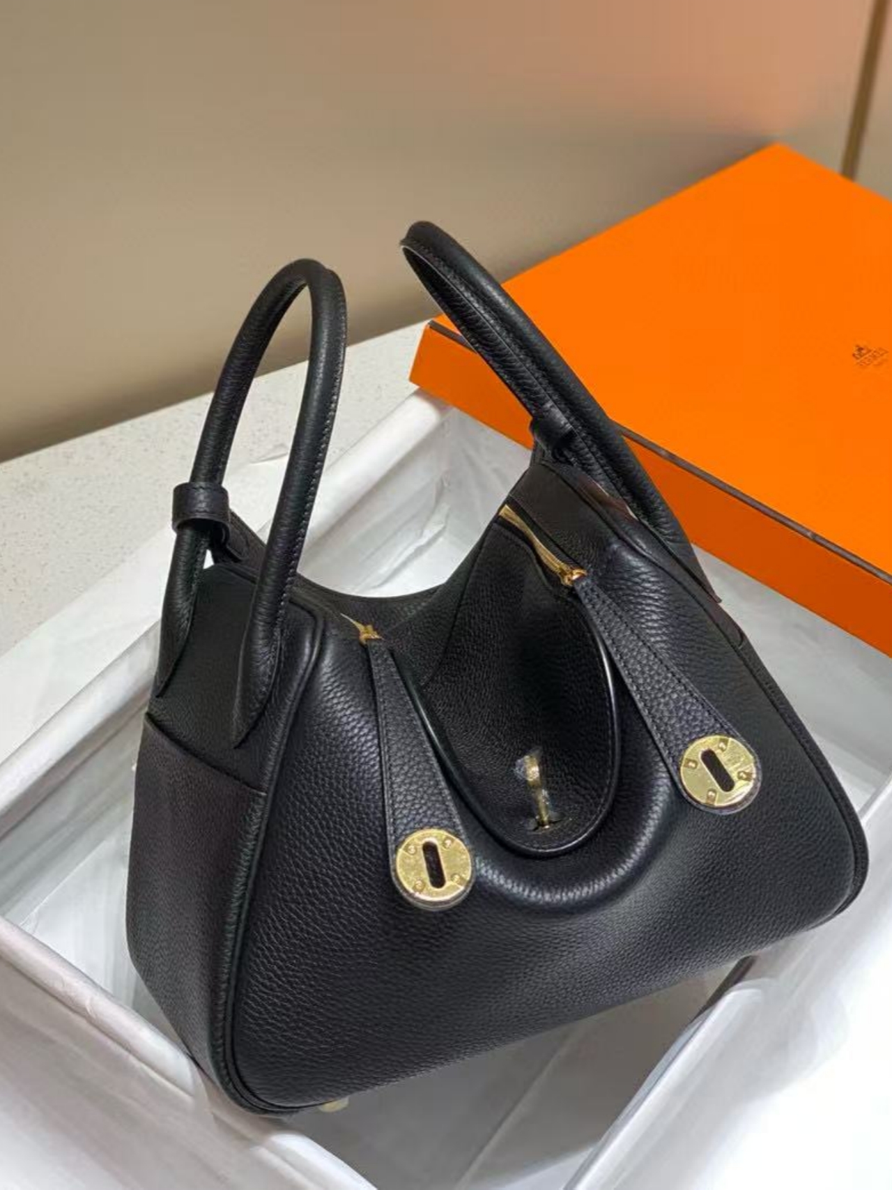 Lindy 19-26 customize