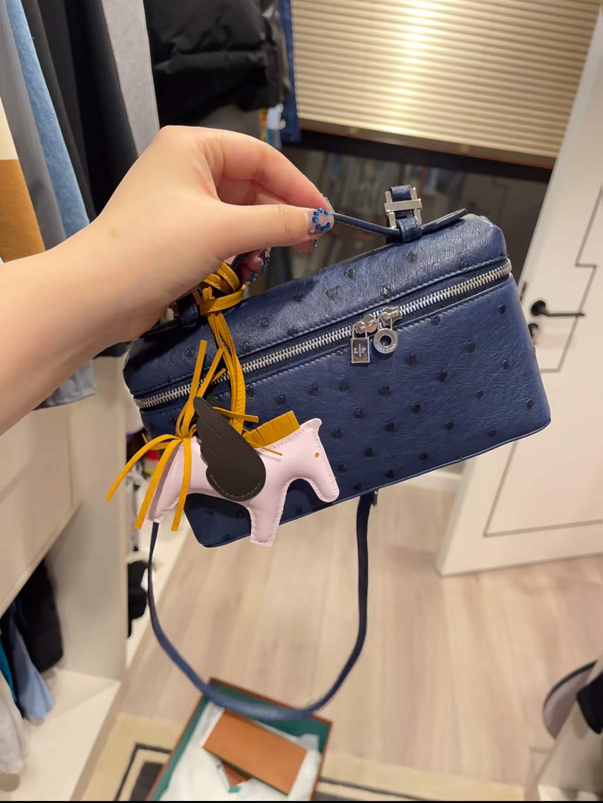 Loro piana 19 Ostrich leather