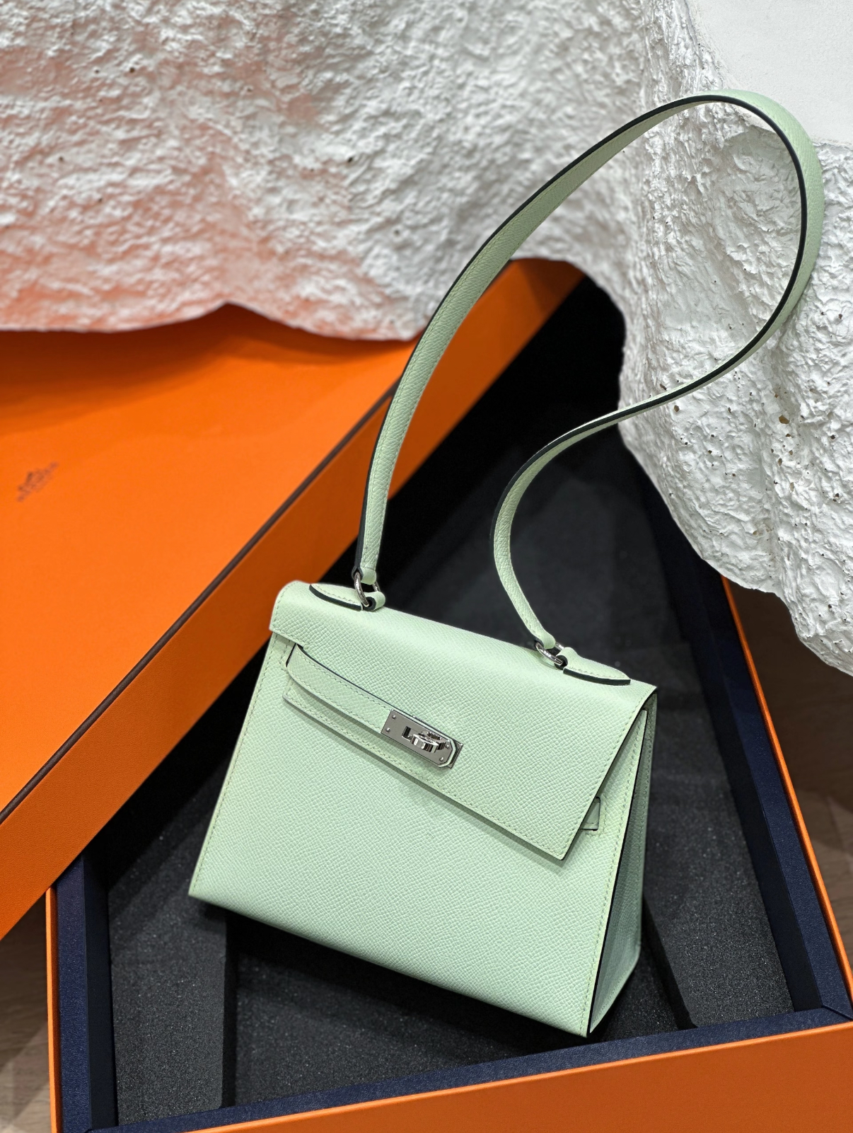 Double-sided Kelly Bubble Green Epsom Leather