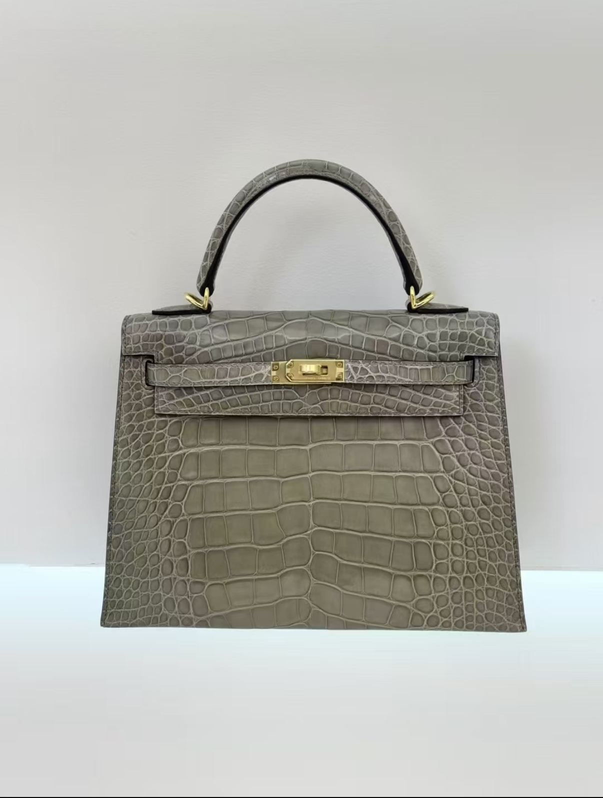 Kelly 25-28 Dove Grey Crocodile Leather Custom