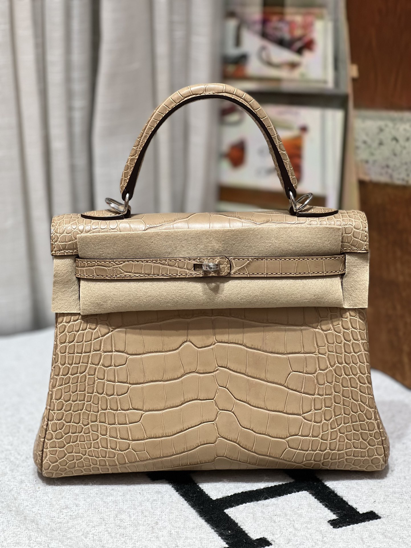 Kelly 25-28 beige matte crocodile leather custom