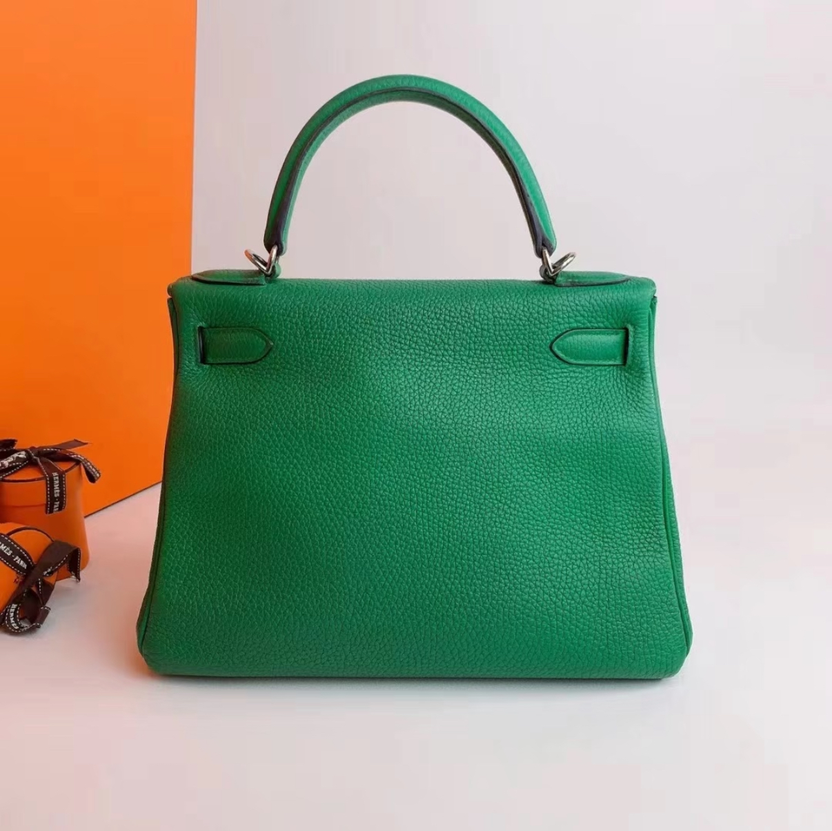 Kelly 28 Vert Comics Silver Buckle Custom