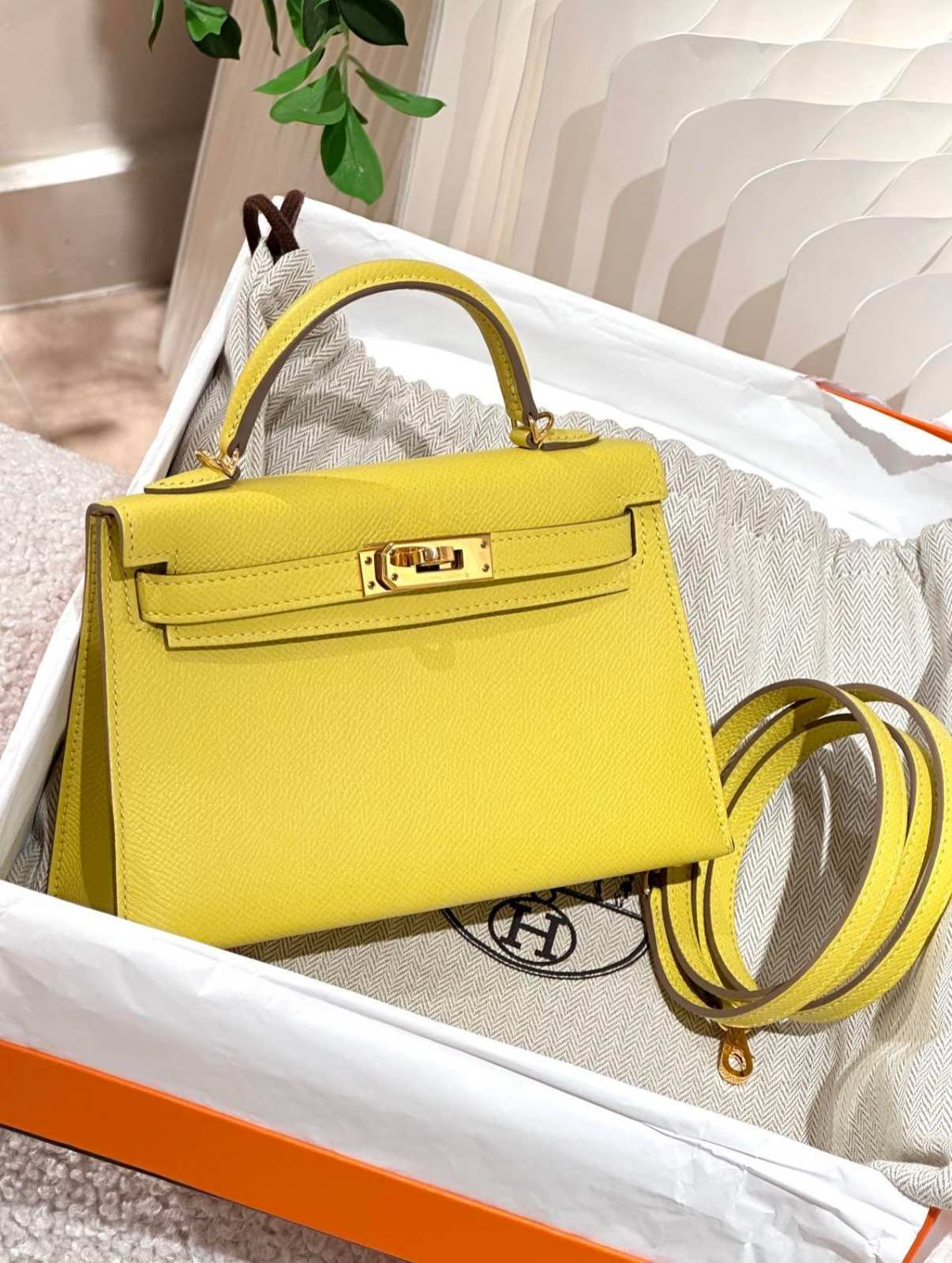 Kelly Mini 19 Candy Yellow Gold buckle EPSOM Custom