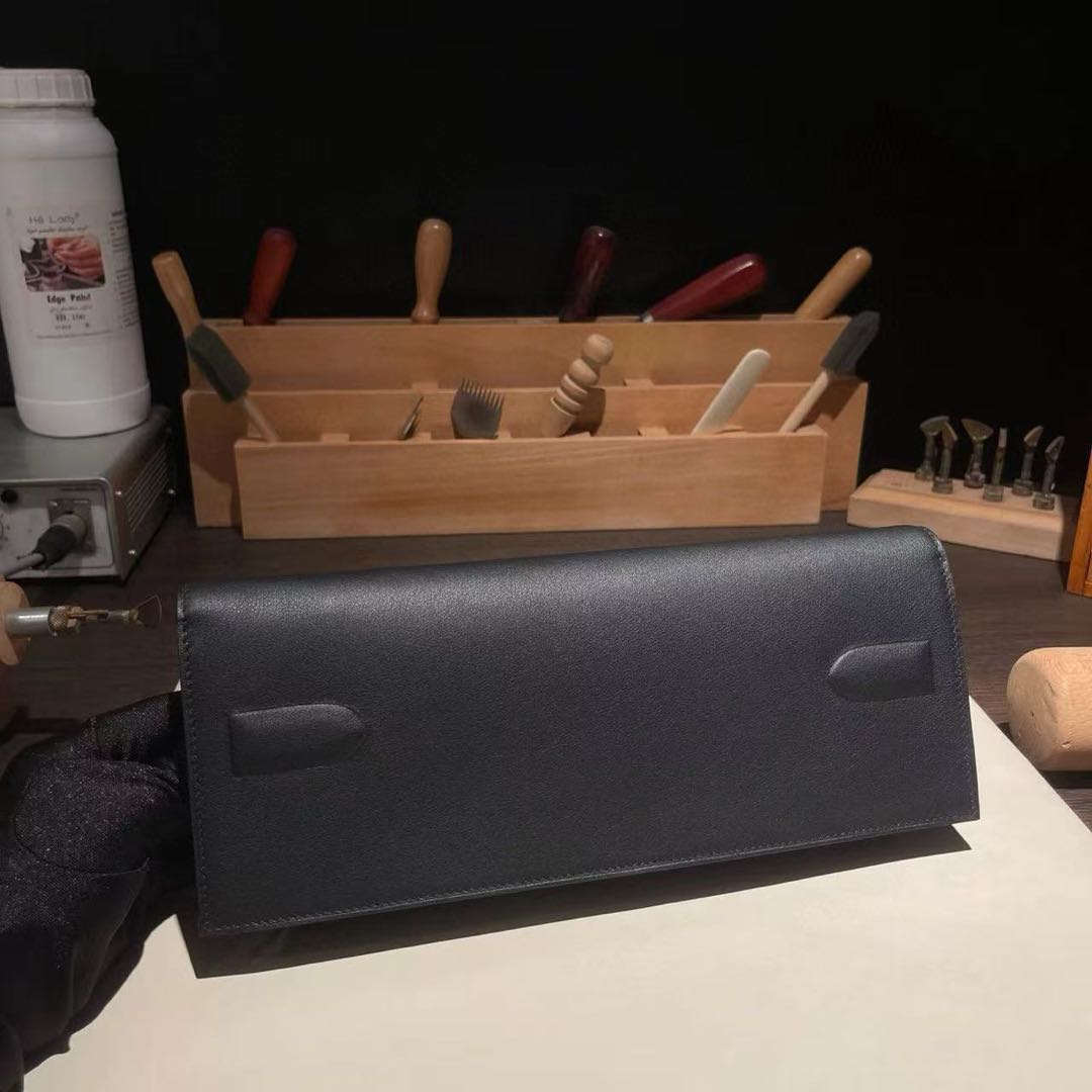 Kelly cut pochette“Kelly shadow”evercalf limited black