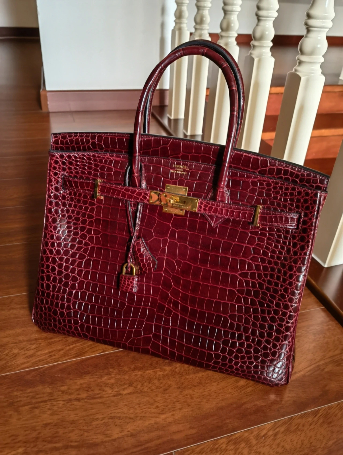 Birkin 35 inverted V red hand-made custom crocodile leather