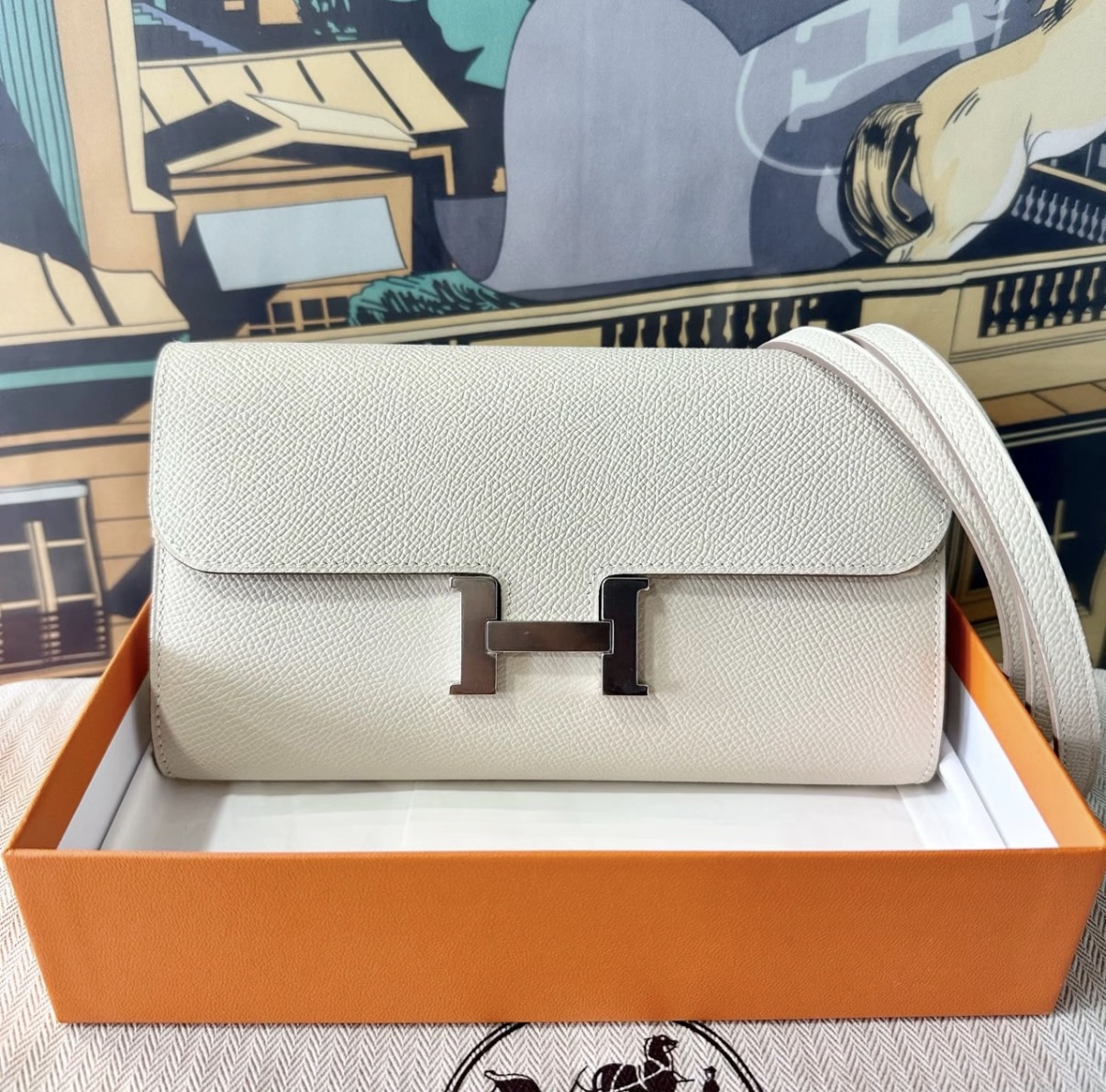 Conestance to go Milkshake White silver hardware Custom