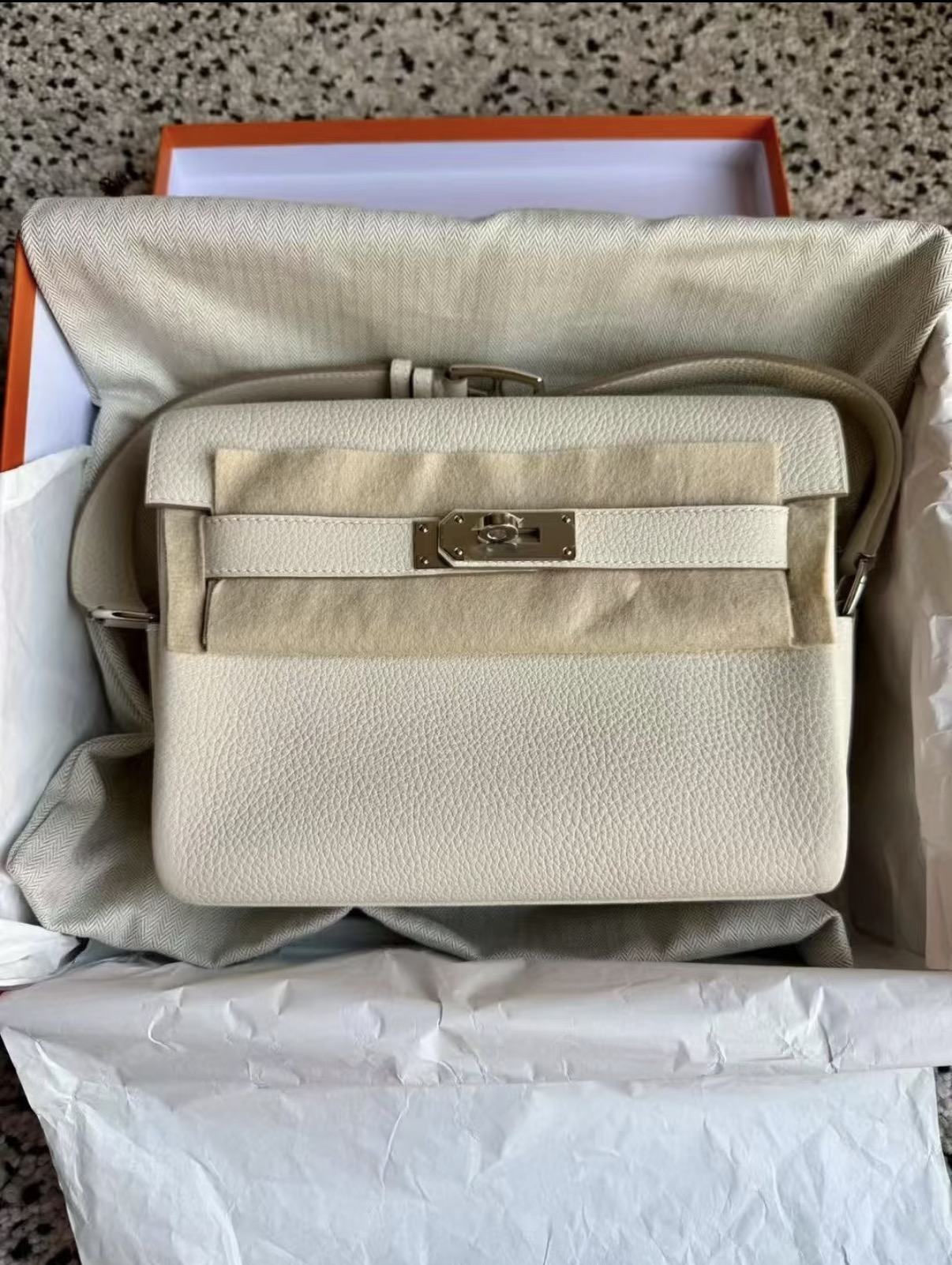 Kelly Messenger PM White Custom