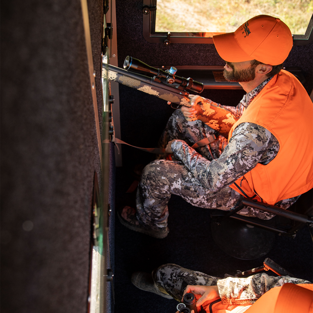 STRIKER STEEL BOX BLIND