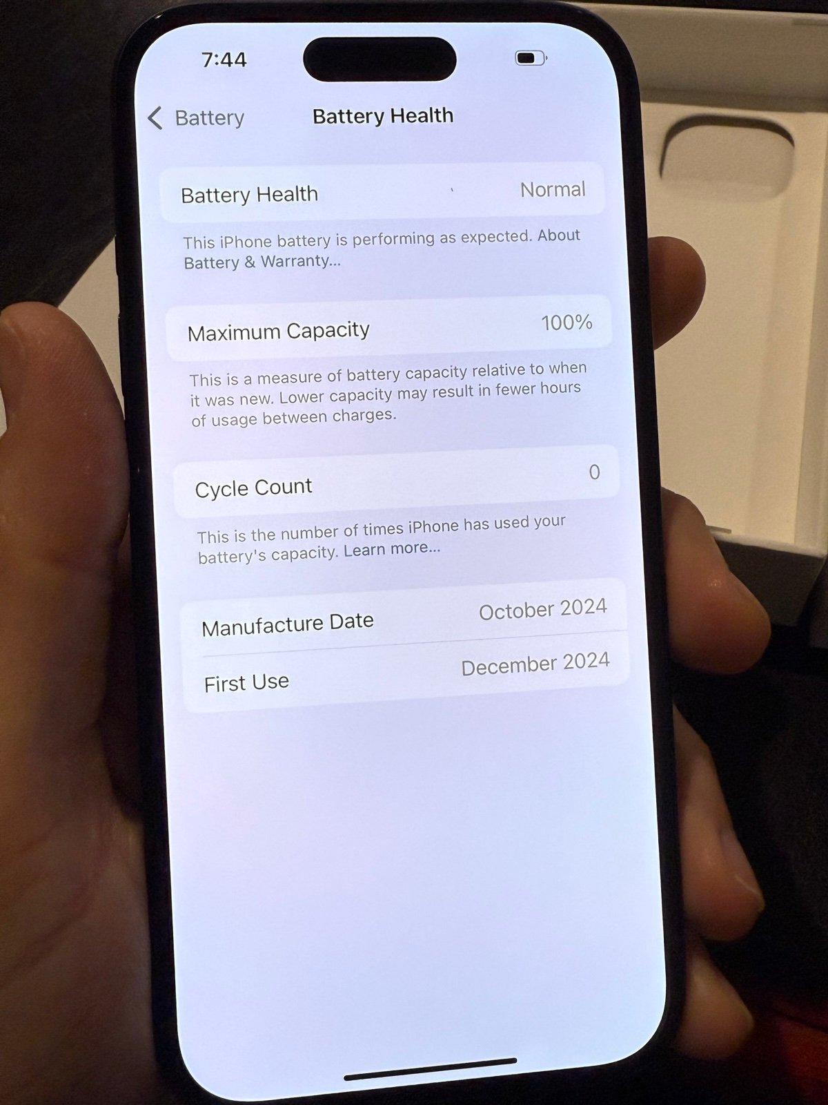 Apple iPhone 15 UNLOCKED 128GB *new**open box* 7X67