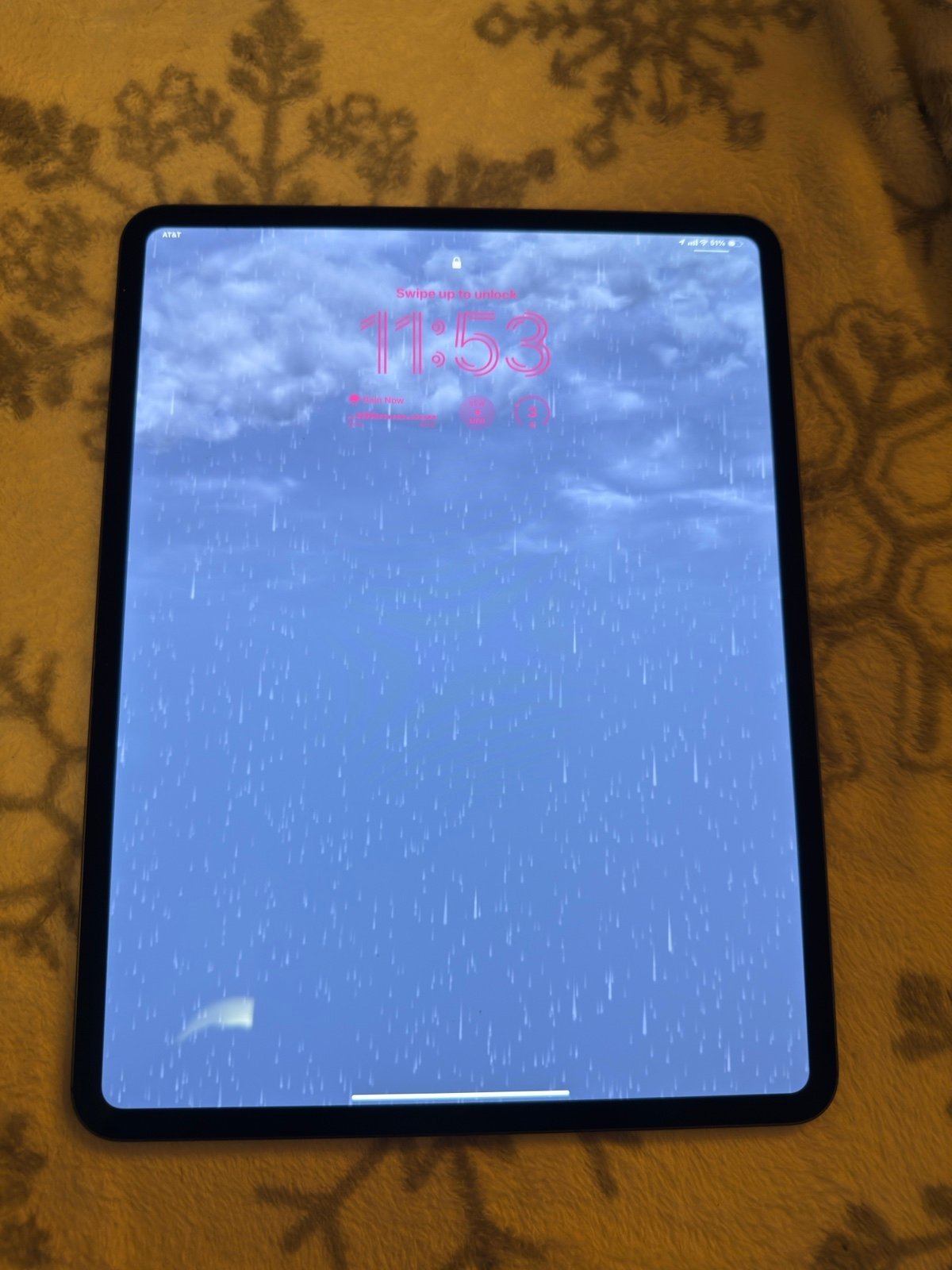 iPad Pro 13 inch screen 256gb M4 chip 2025 model 1U21