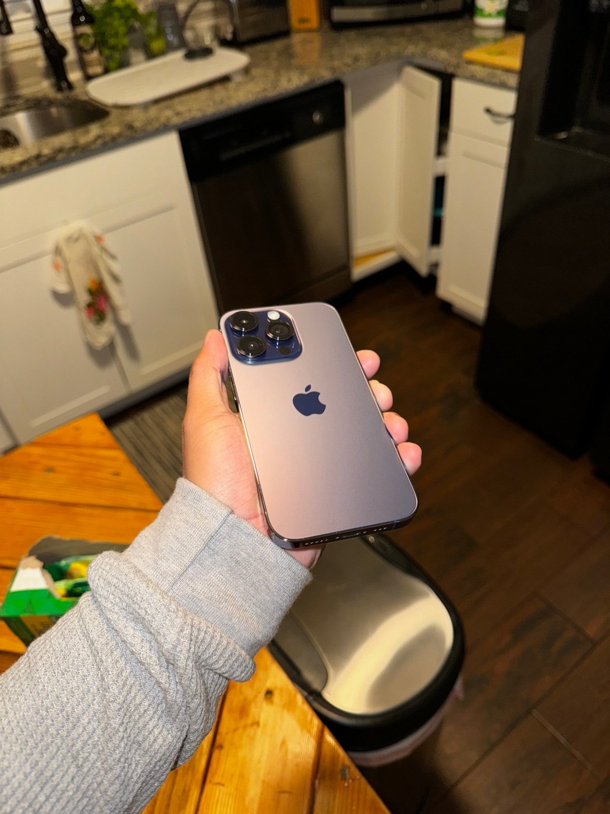 iphone 14 pro deep purple unlocked 9Z16